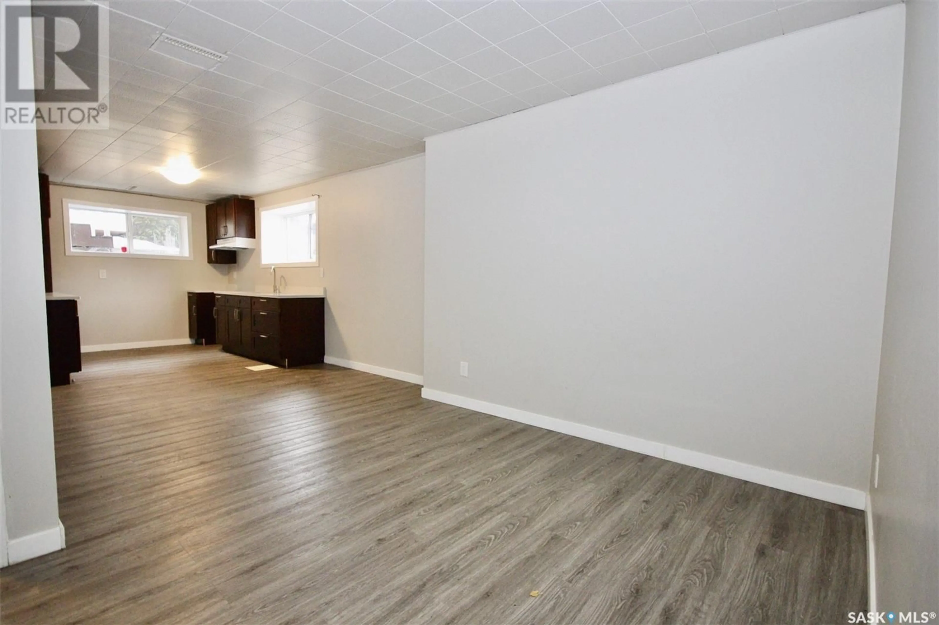 A pic of a room for 408 O AVENUE, Saskatoon Saskatchewan S7L2V3