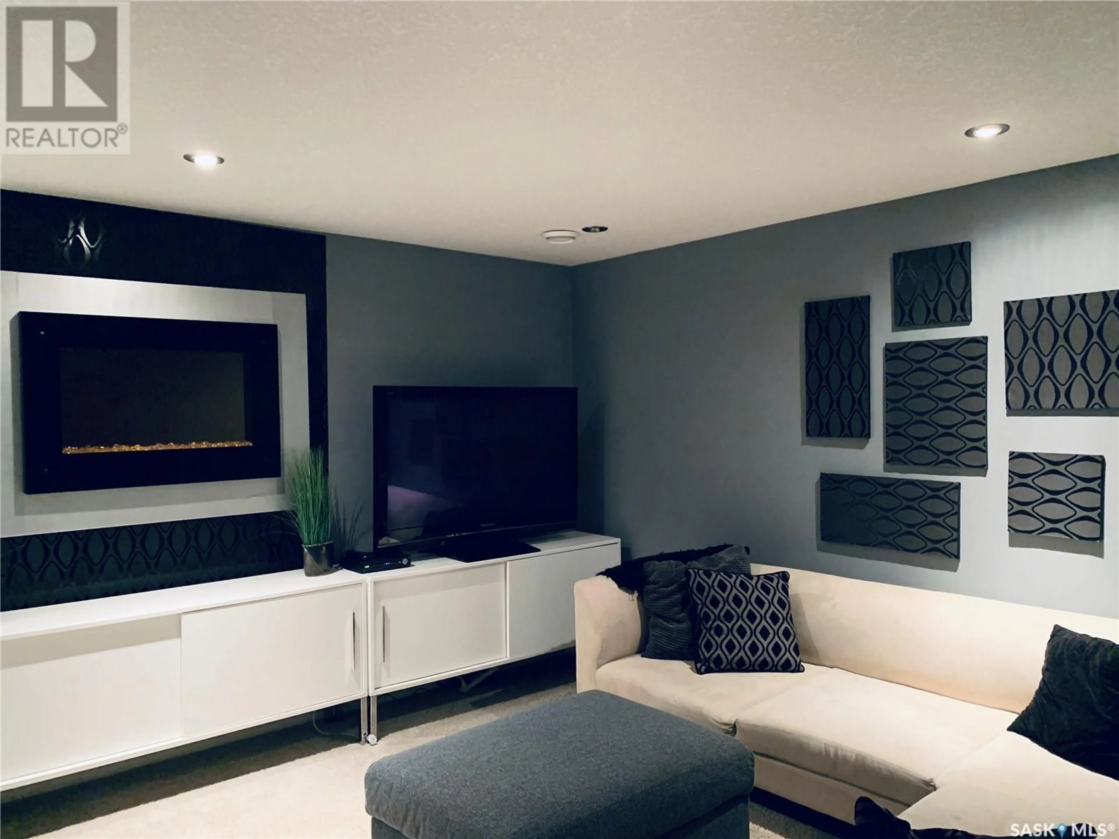 Home theater for 152 - 4801 CHILD AVENUE, Regina Saskatchewan S4X0C4