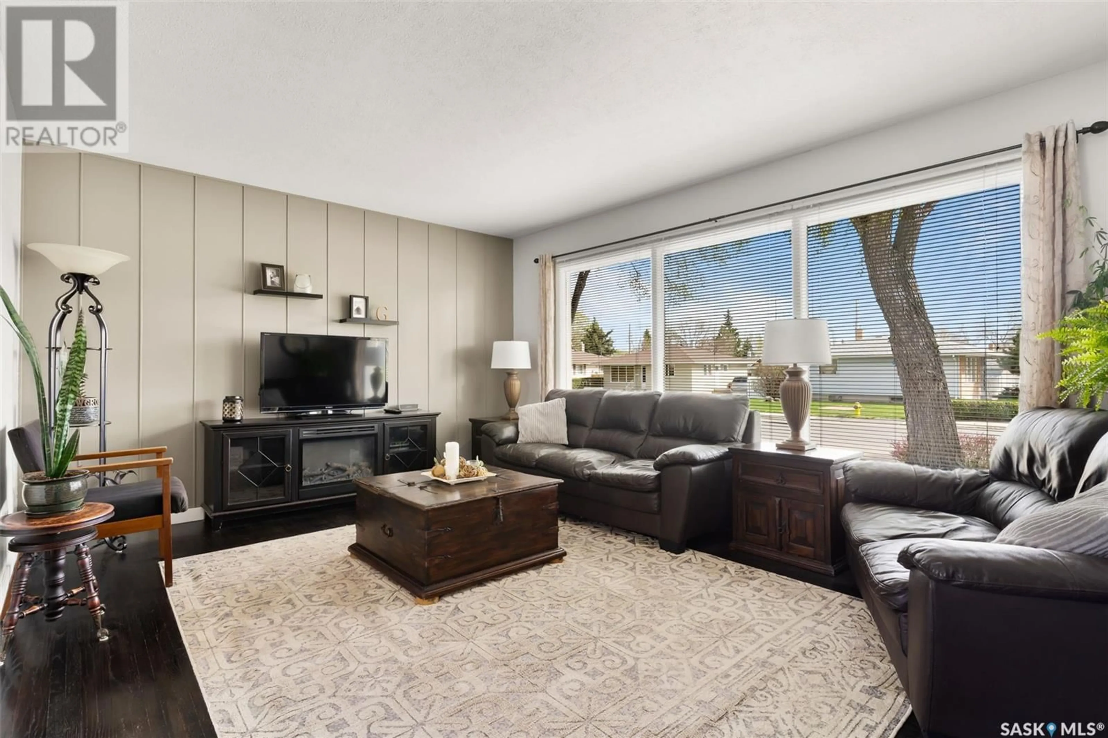 Living room with furniture, unknown for 96 MCCAUL CRESCENT, Regina Saskatchewan S4R3X1