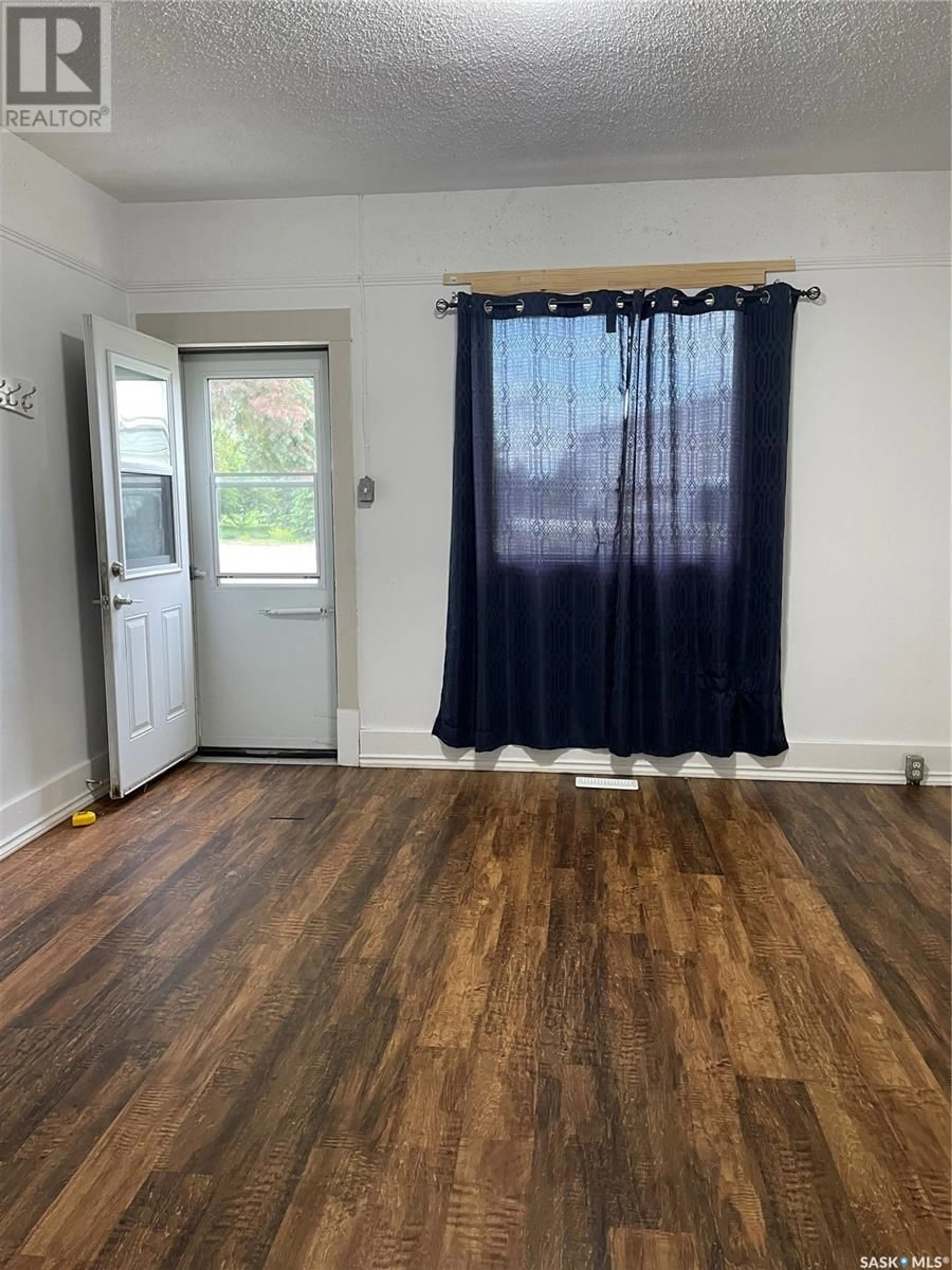 A pic of a room for 108 1ST AVENUE, Ituna Saskatchewan S0A1N0