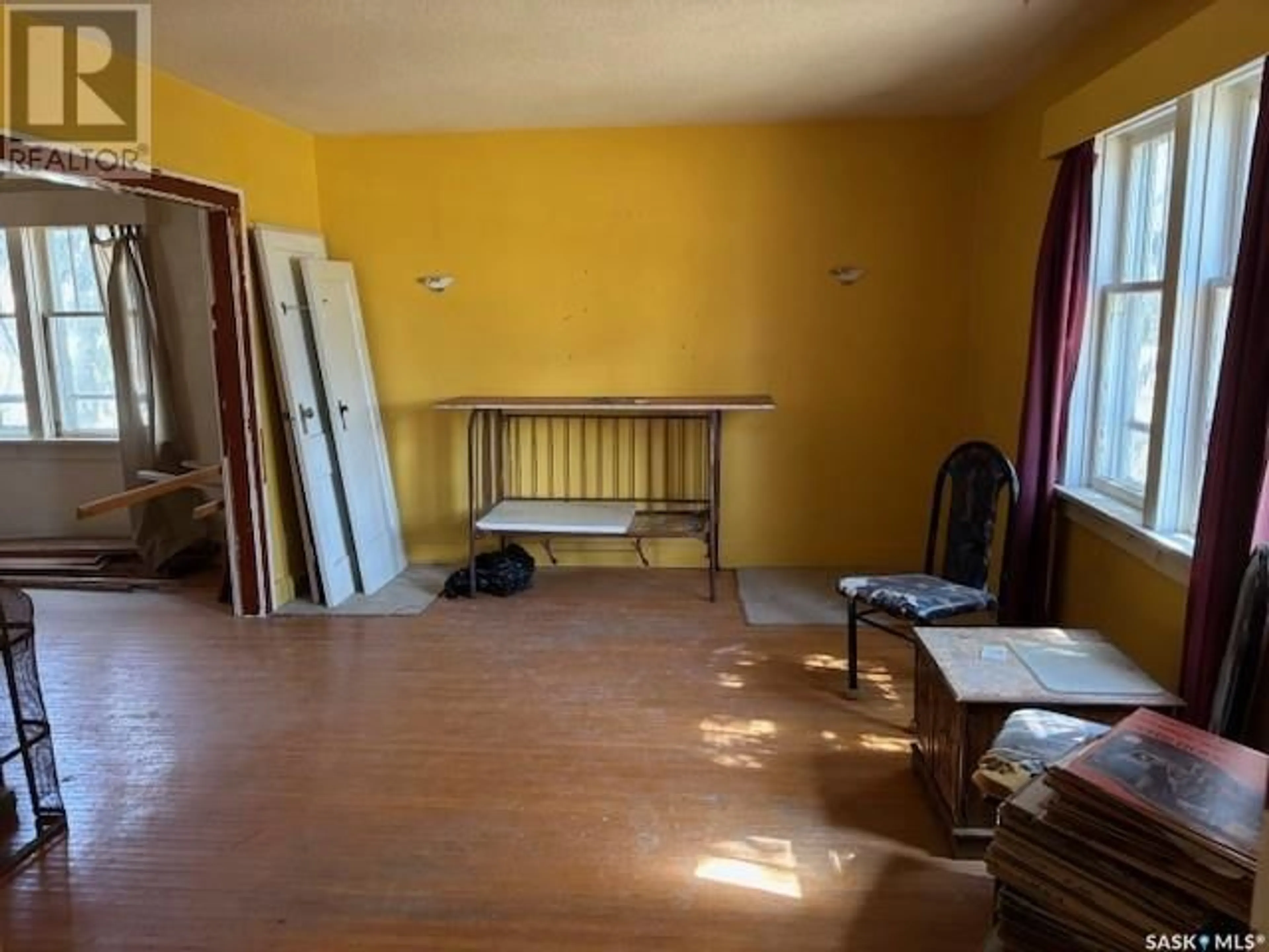A pic of a room for 228 FIRST AVENUE, Canora Saskatchewan S0A0L0