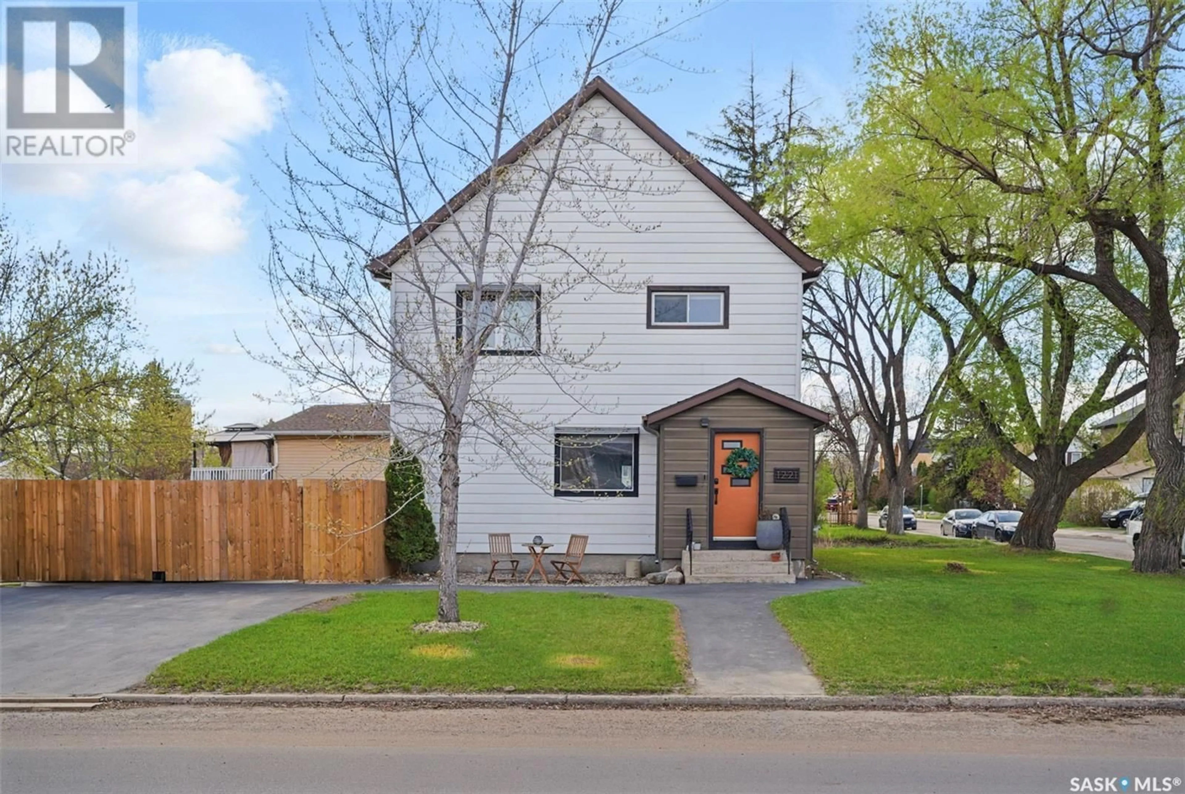 Home with brick exterior material, street for 1221 6TH AVENUE, Saskatoon Saskatchewan S7K2T6