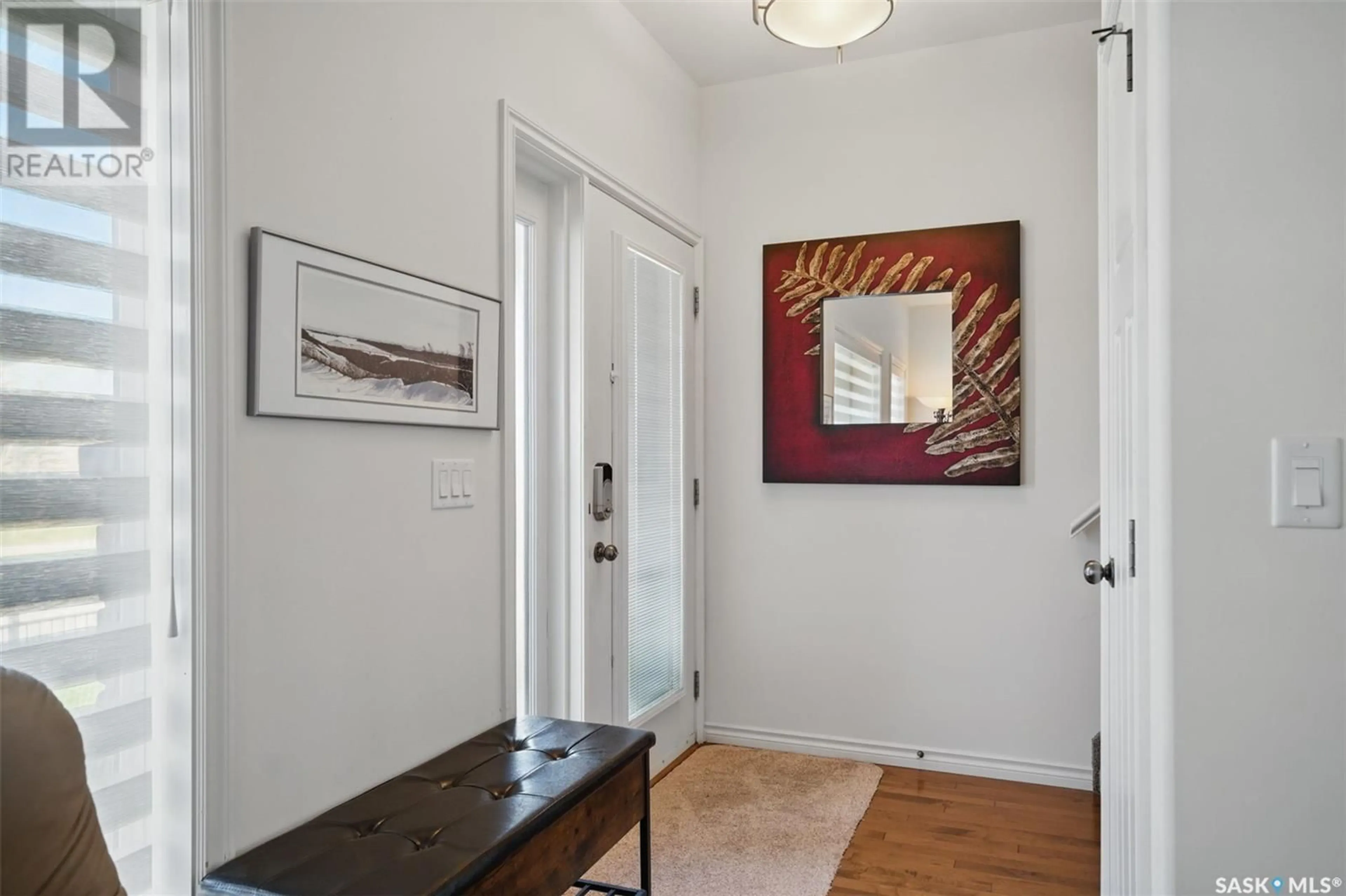 Indoor entryway for 610 - 105 STENSRUD ROAD, Saskatoon Saskatchewan S7W0E5