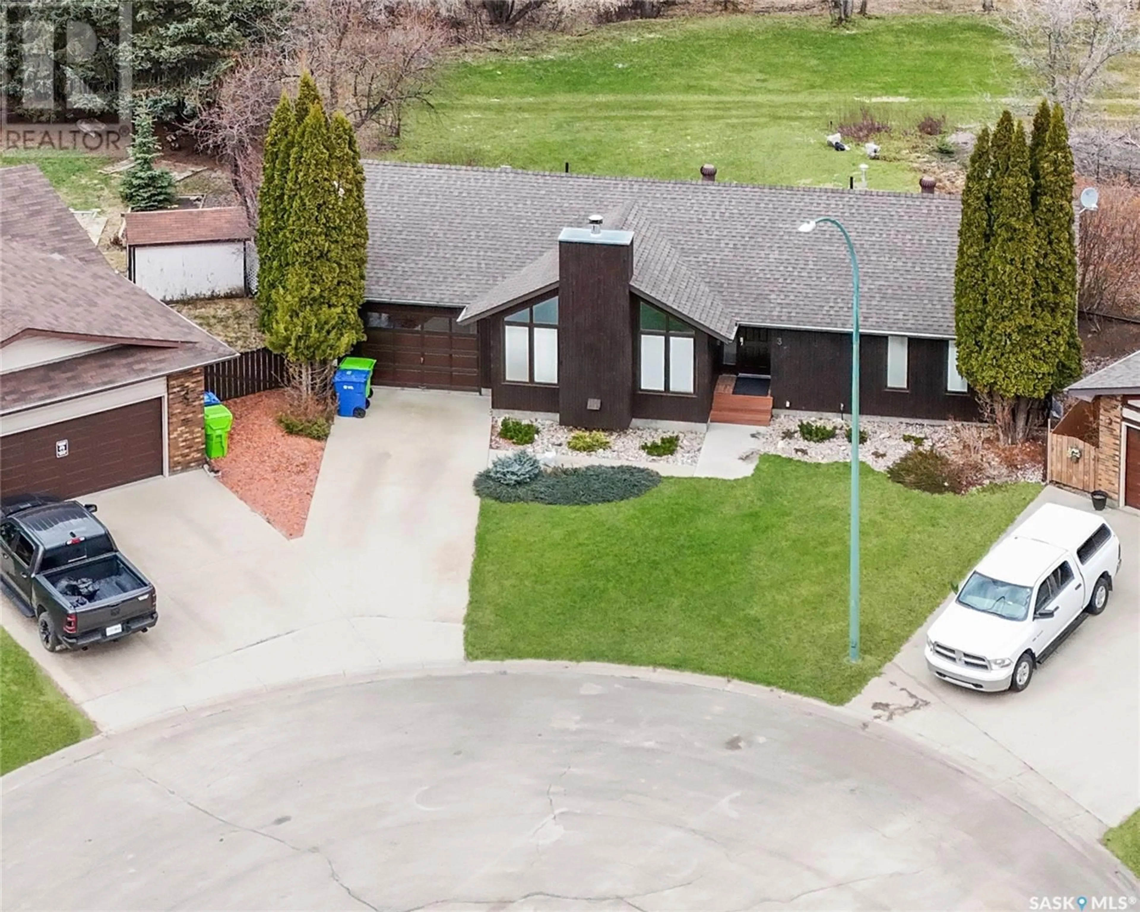 A pic from outside/outdoor area/front of a property/back of a property/a pic from drone, street for 3 KATEPWA PLACE, Fort Qu'Appelle Saskatchewan S0G1S0
