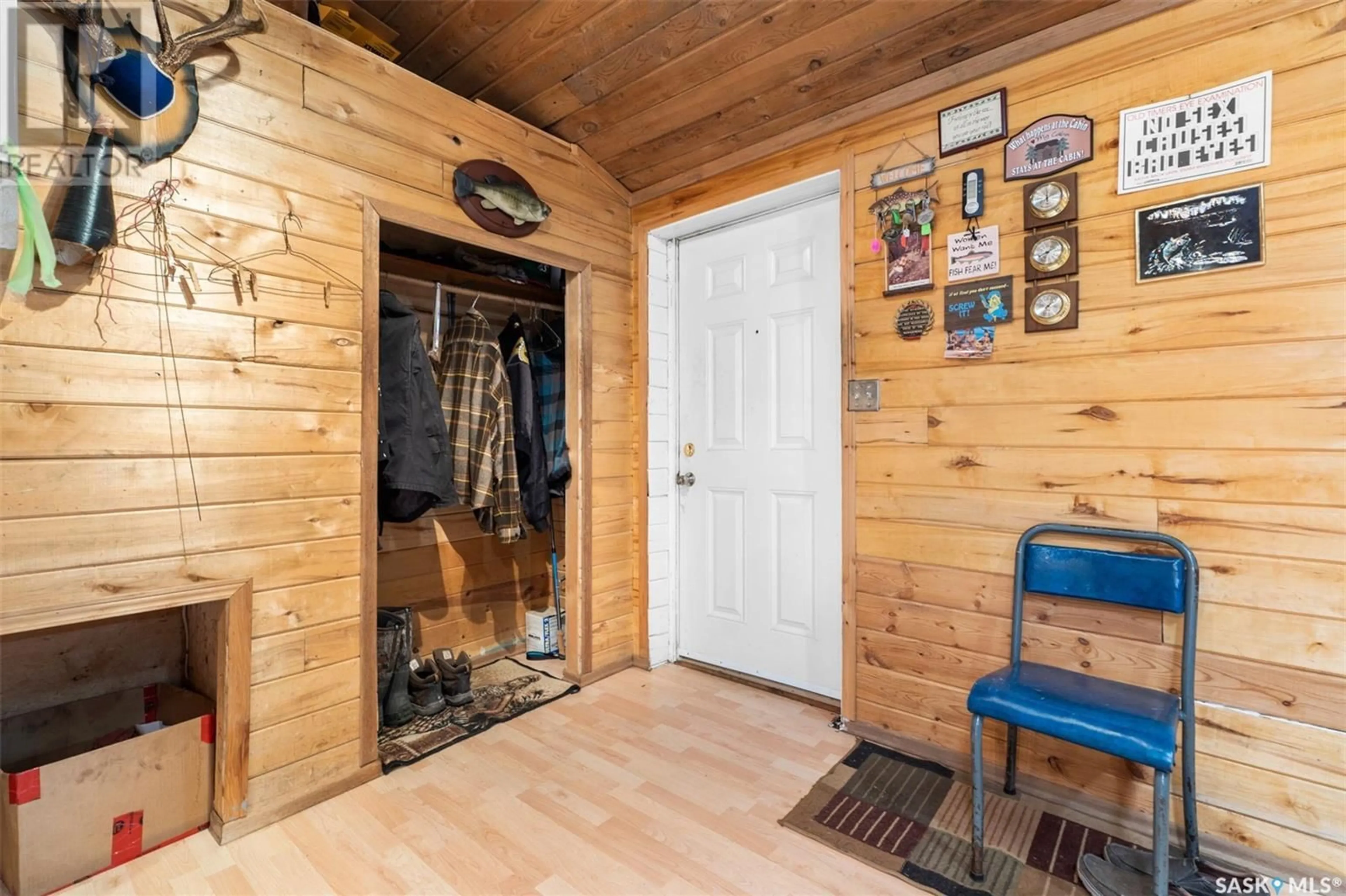 Indoor entryway for 12 LAKEVIEW DRIVE, Weyakwin Saskatchewan S0J1W0