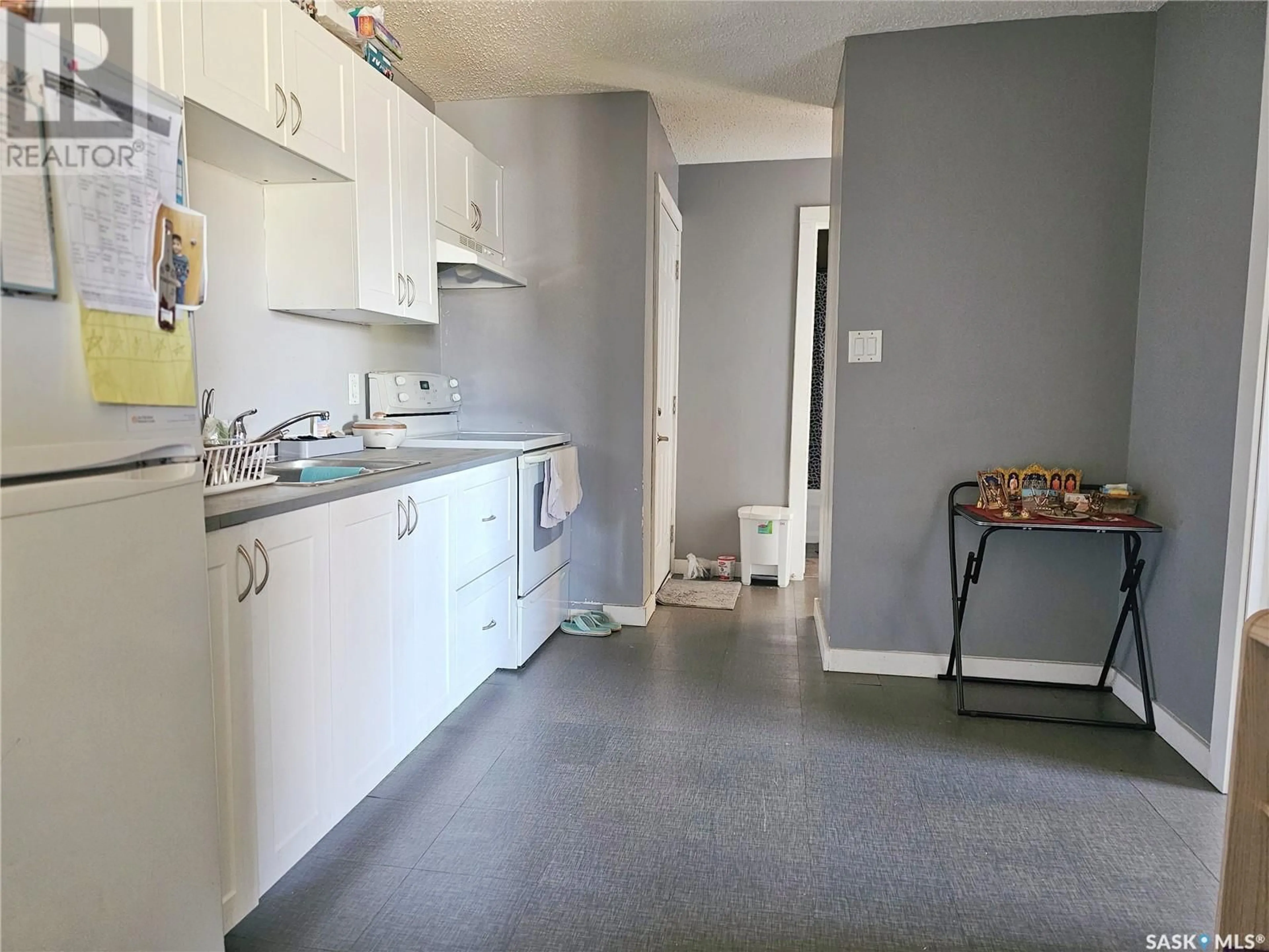 Standard kitchen, unknown for 8992 PANTON AVENUE, North Battleford Saskatchewan S9A3J9