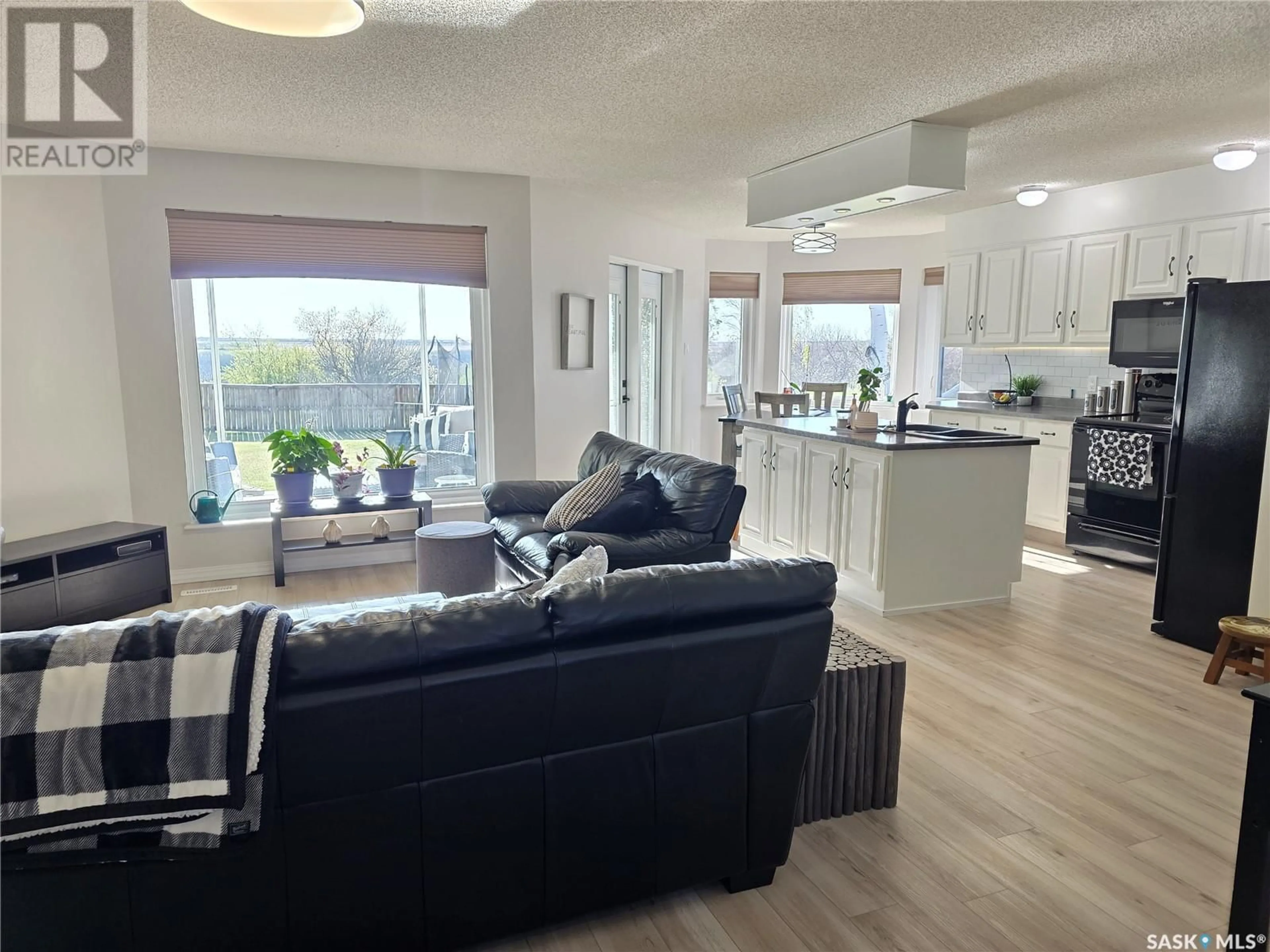 Open concept kitchen, unknown for 8 POPLAR PLACE, Outlook Saskatchewan S0L2N0