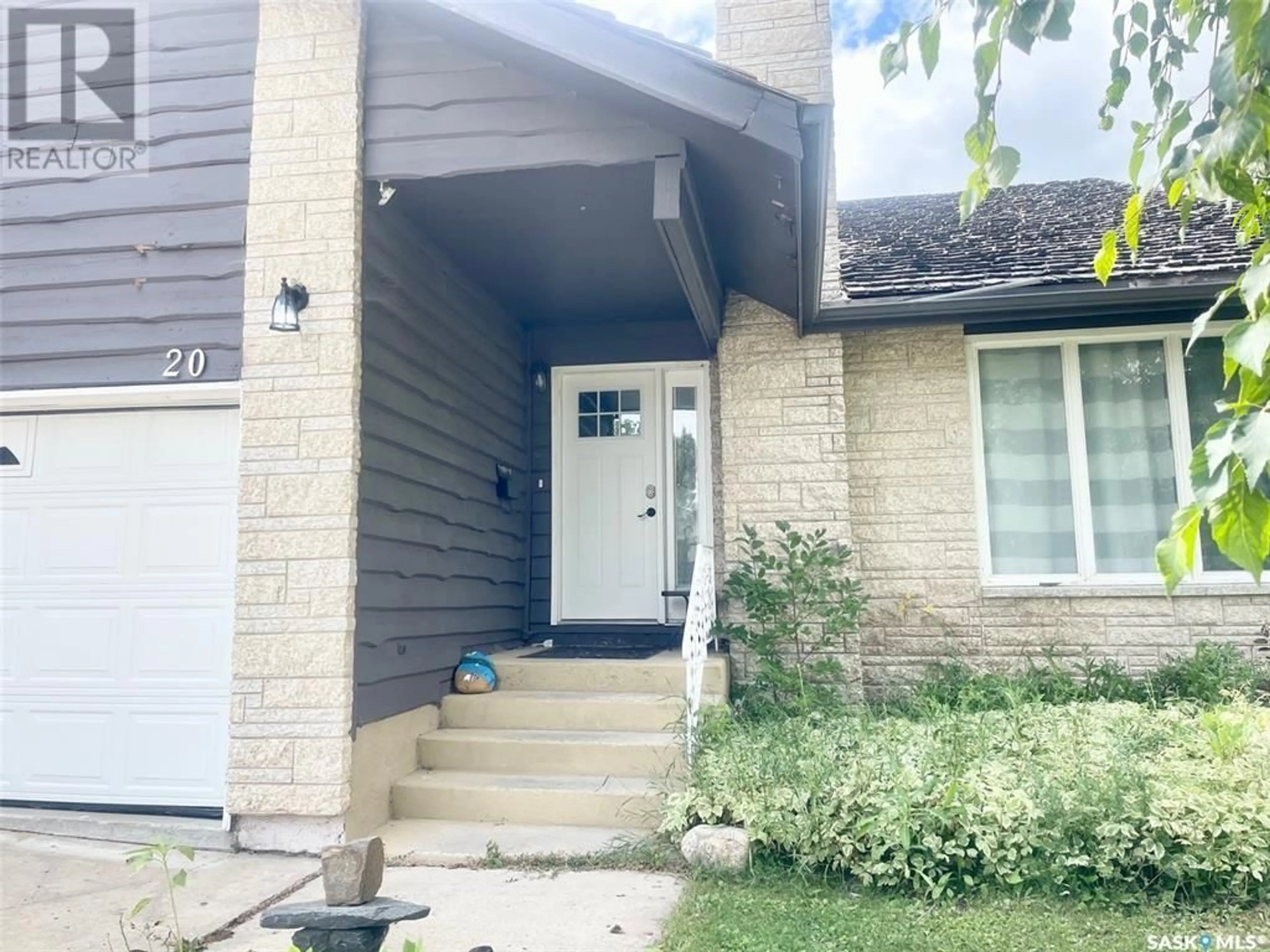 Unknown for 20 ELMWOOD PLACE, Yorkton Saskatchewan S3N3K8