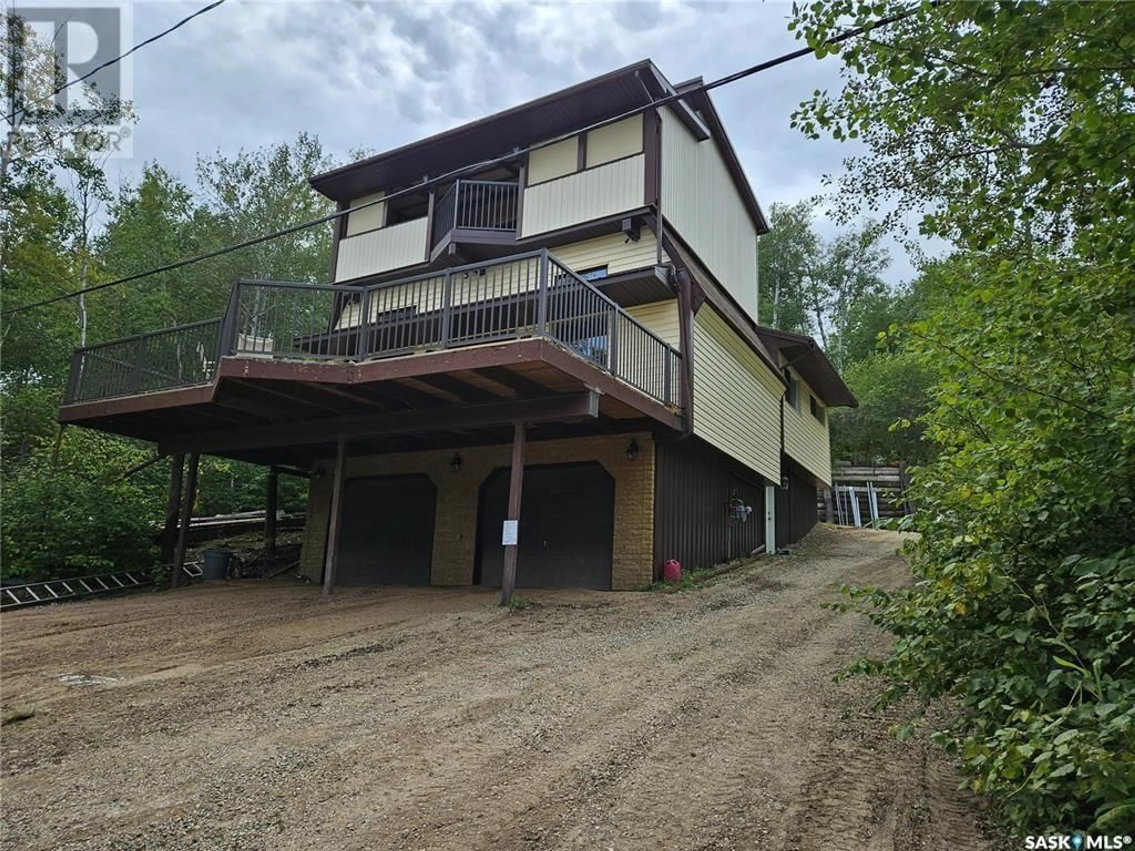 A pic from outside/outdoor area/front of a property/back of a property/a pic from drone, building for 369 WAYWEYCHAPOW DRIVE, White Bear IR 70 Saskatchewan S0C0R0