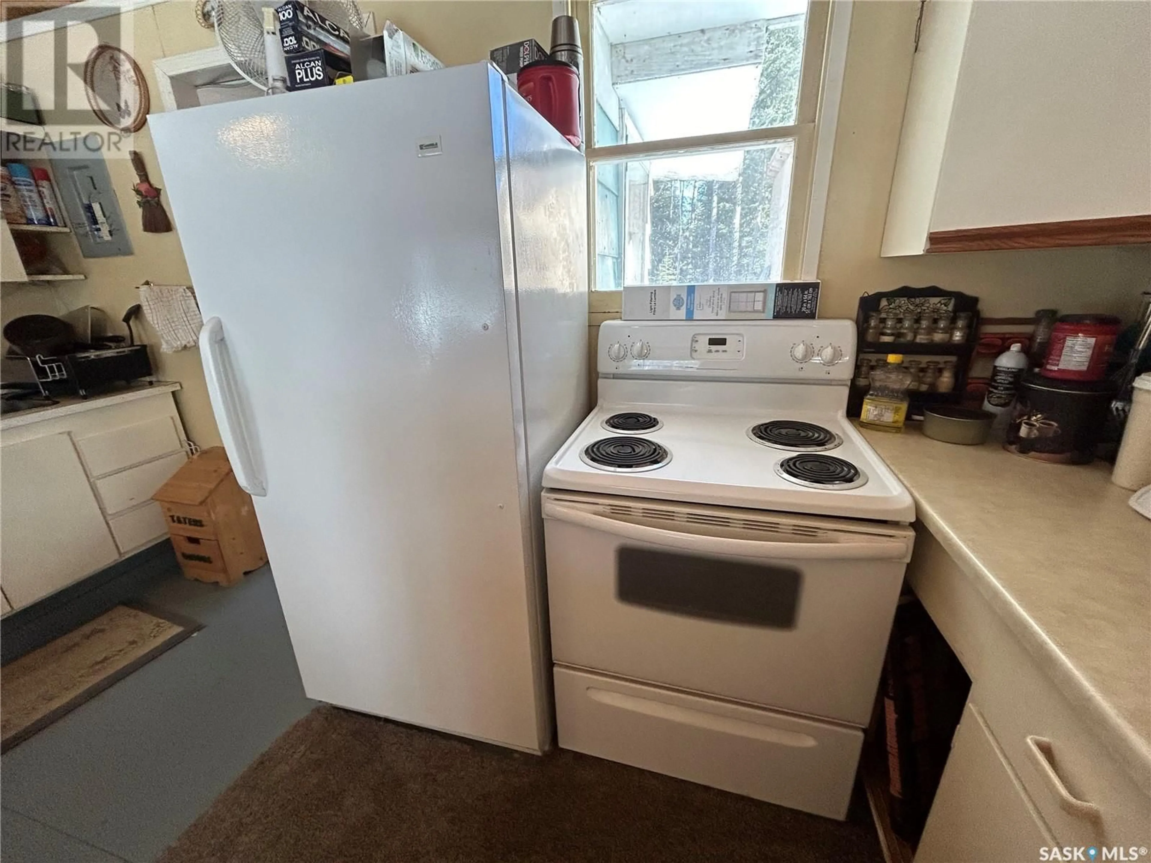 Standard kitchen, floor is not visible for 309 ASPEN CRESCENT, Whelan Bay Saskatchewan S0J1T0