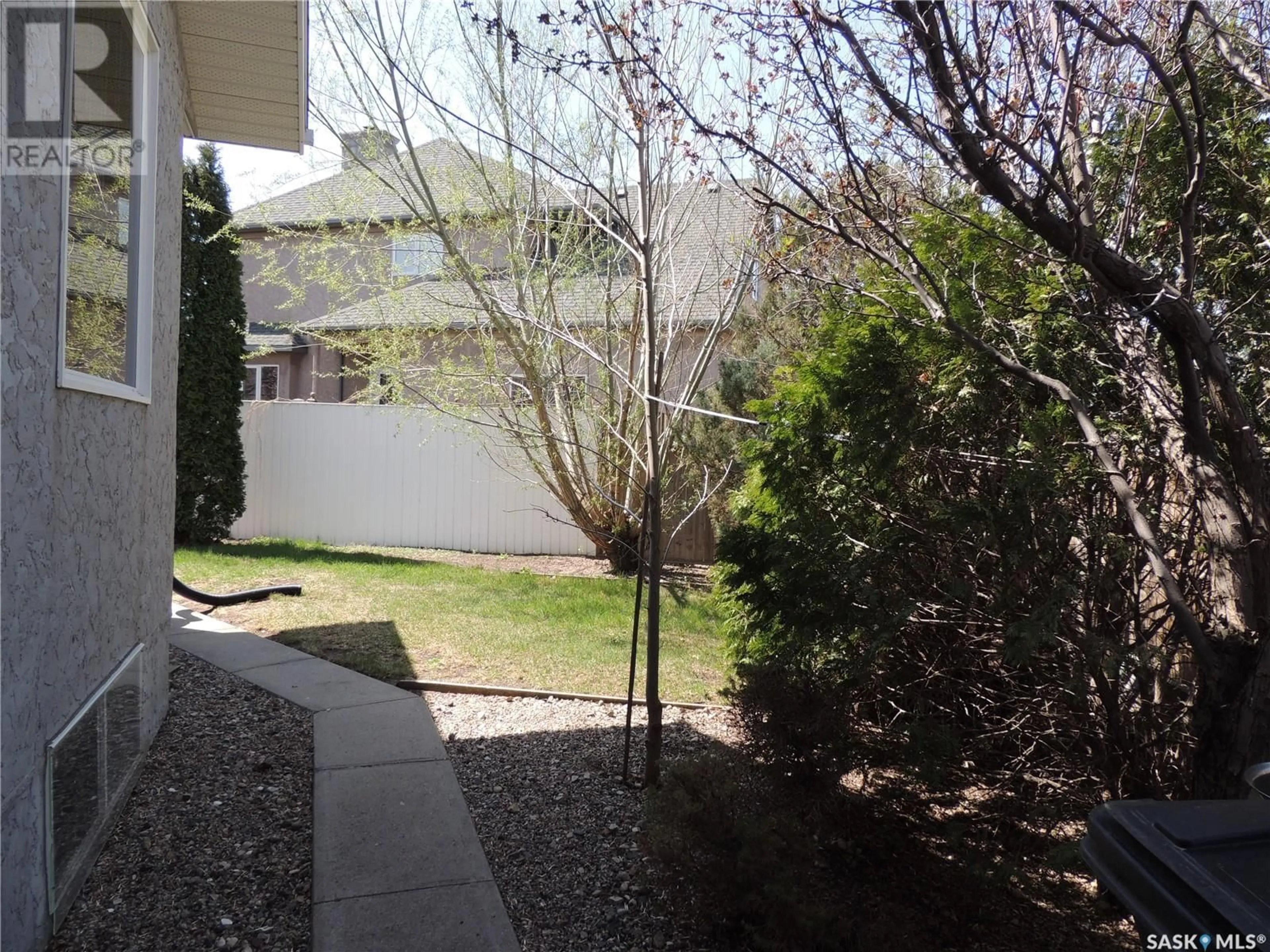 Unknown for 1123 TAISEY CRESCENT, Estevan Saskatchewan S4A2V2