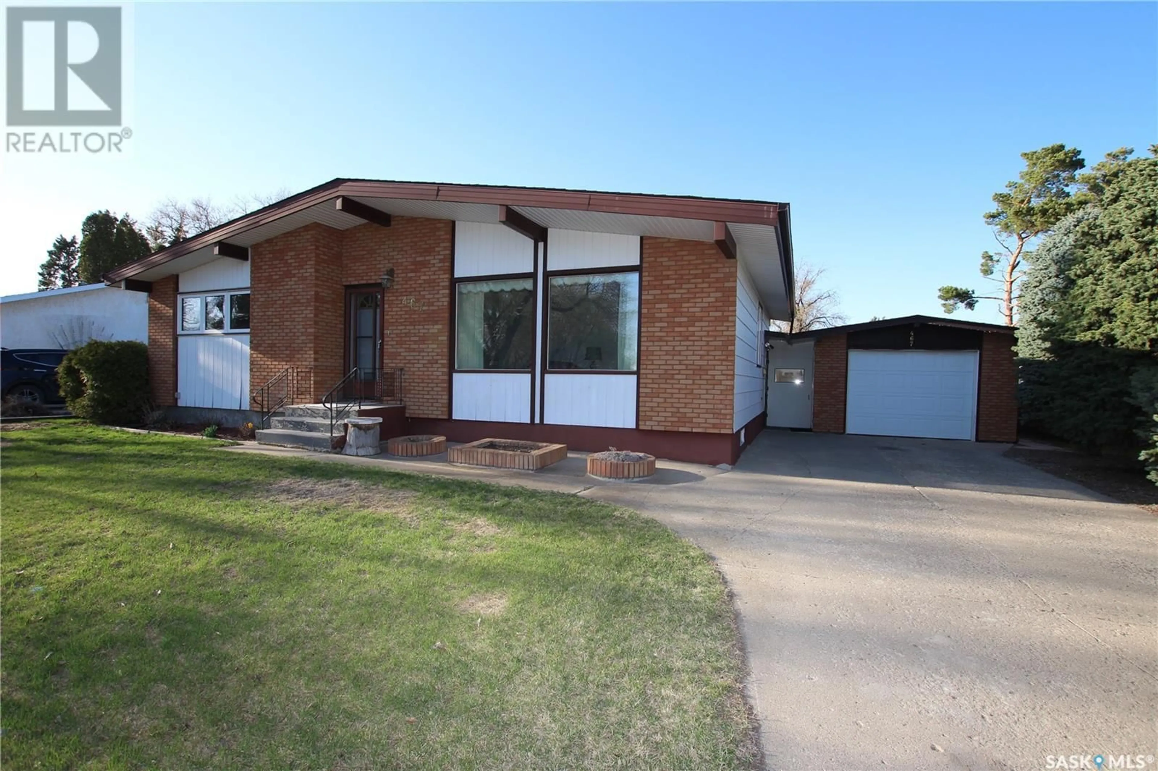 Home with brick exterior material, street for 467 MOUNTVIEW ROAD, Yorkton Saskatchewan S3N2L2