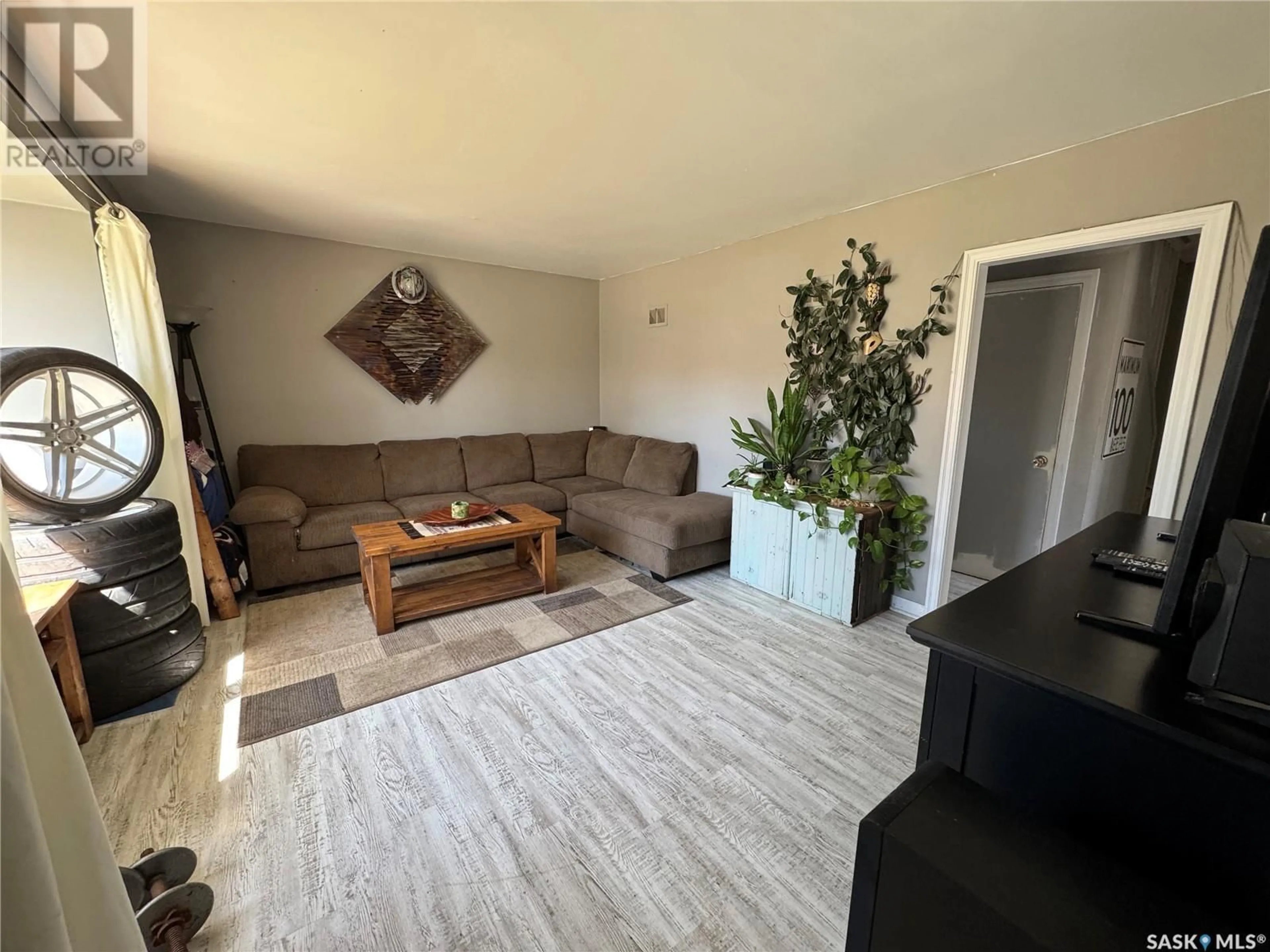Living room with furniture, unknown for 812 COTEAU STREET, Moose Jaw Saskatchewan S6H5E8