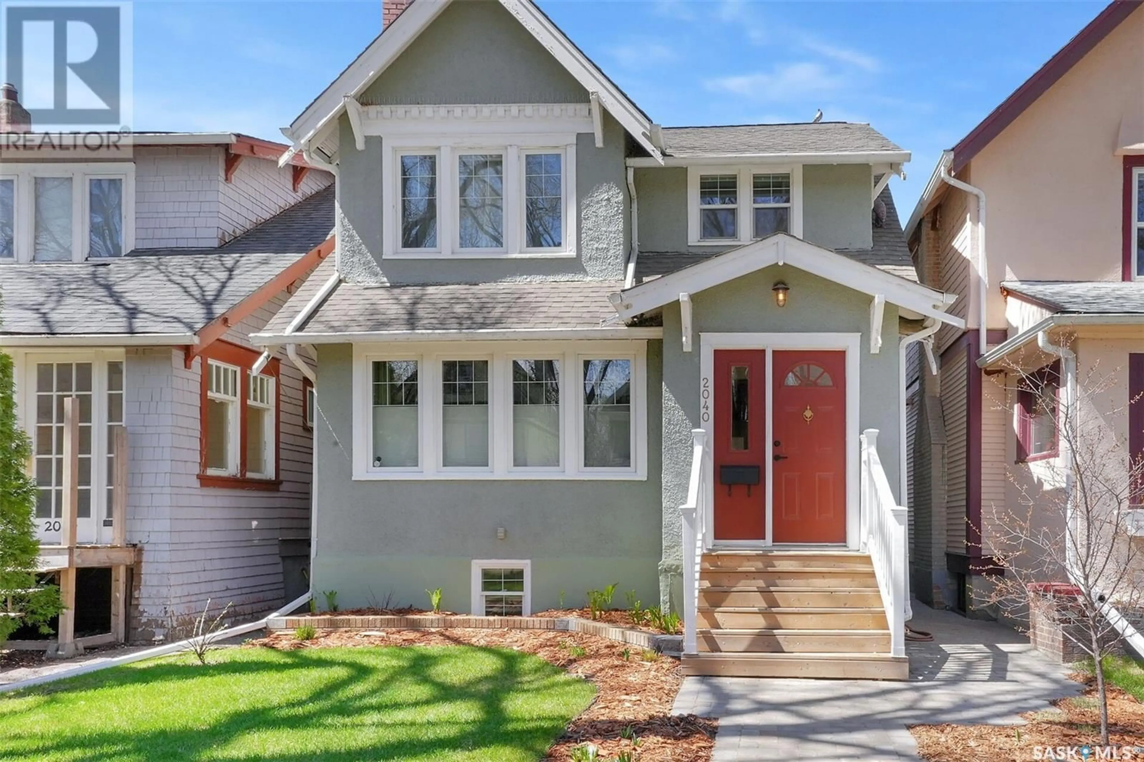 Home with vinyl exterior material, street for 2040 MONTAGUE STREET, Regina Saskatchewan S4T3J7