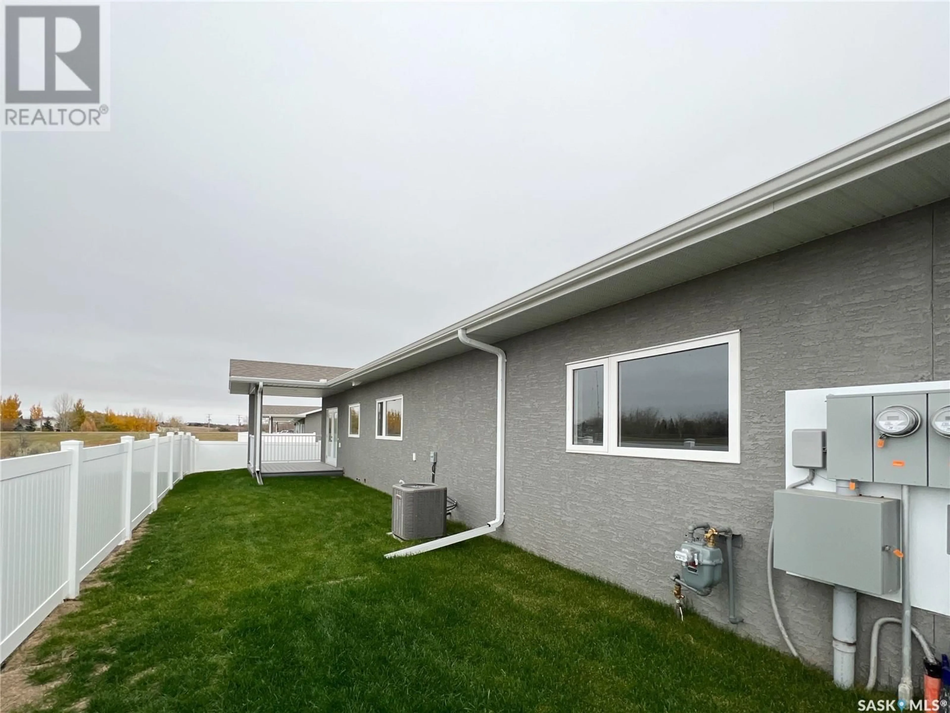 Patio, unknown for 7 - 2330 MORSKY DRIVE, Estevan Saskatchewan S4A3A5