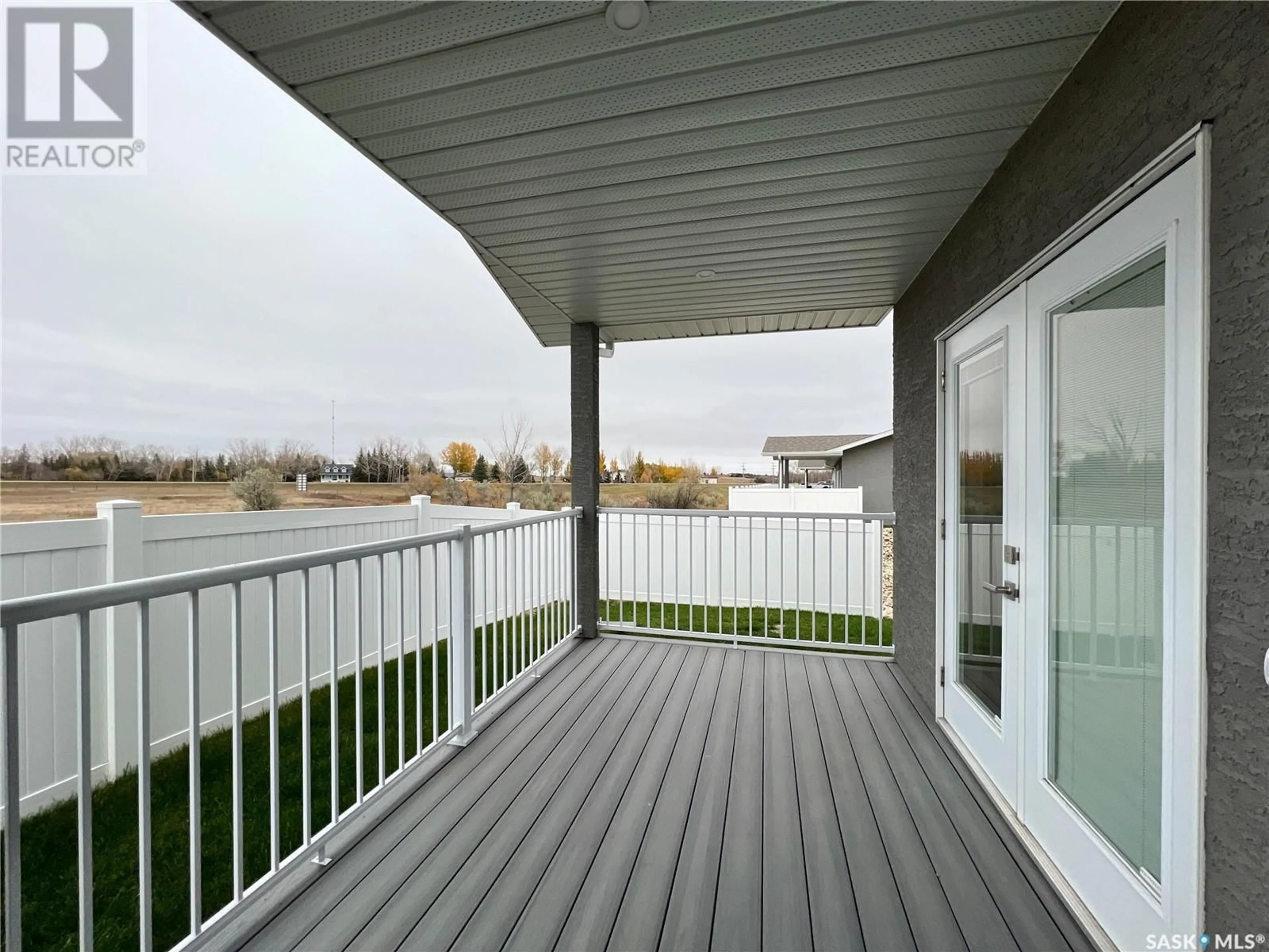 Patio, water/lake/river/ocean view for 7 - 2330 MORSKY DRIVE, Estevan Saskatchewan S4A3A5