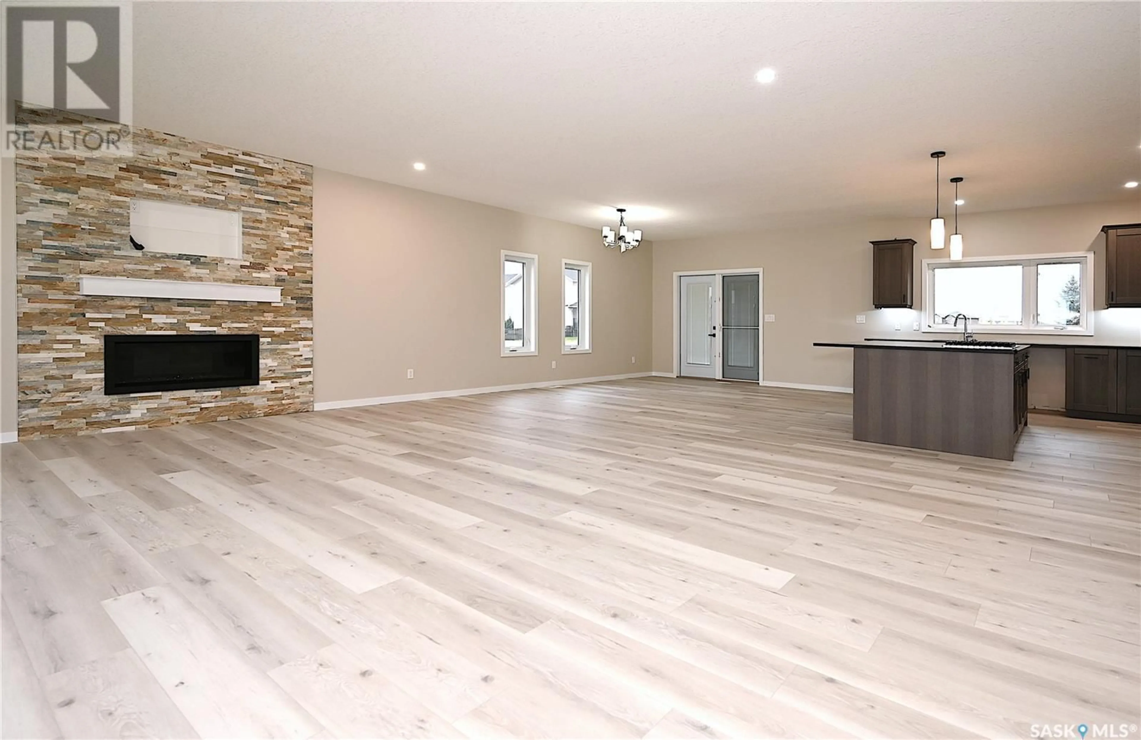 Unknown for 2330 - 10 MORSKY DRIVE, Estevan Saskatchewan S4A3A5