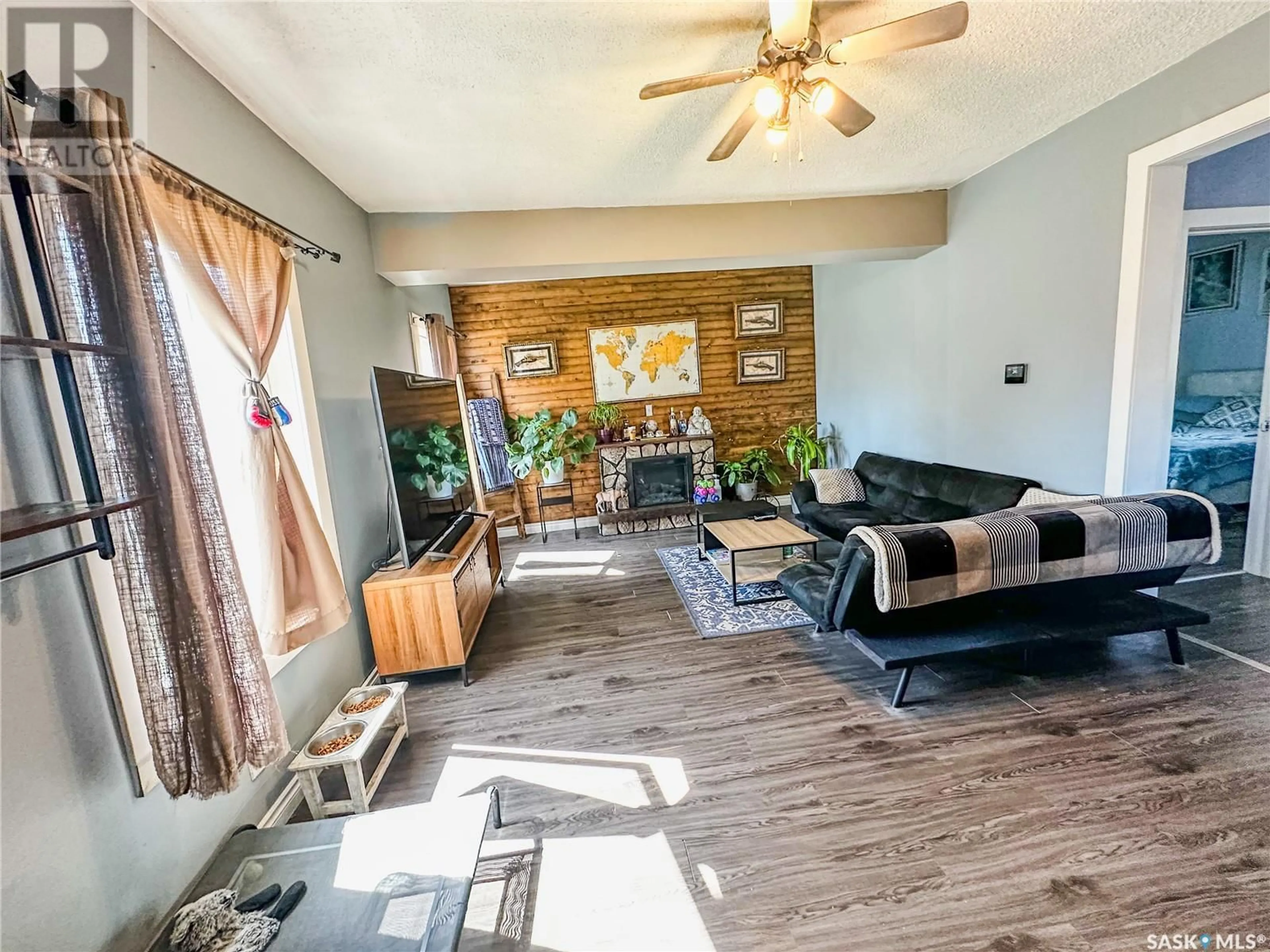 Living room with furniture, unknown for 344 3RD AVENUE, Melville Saskatchewan S0A2P0