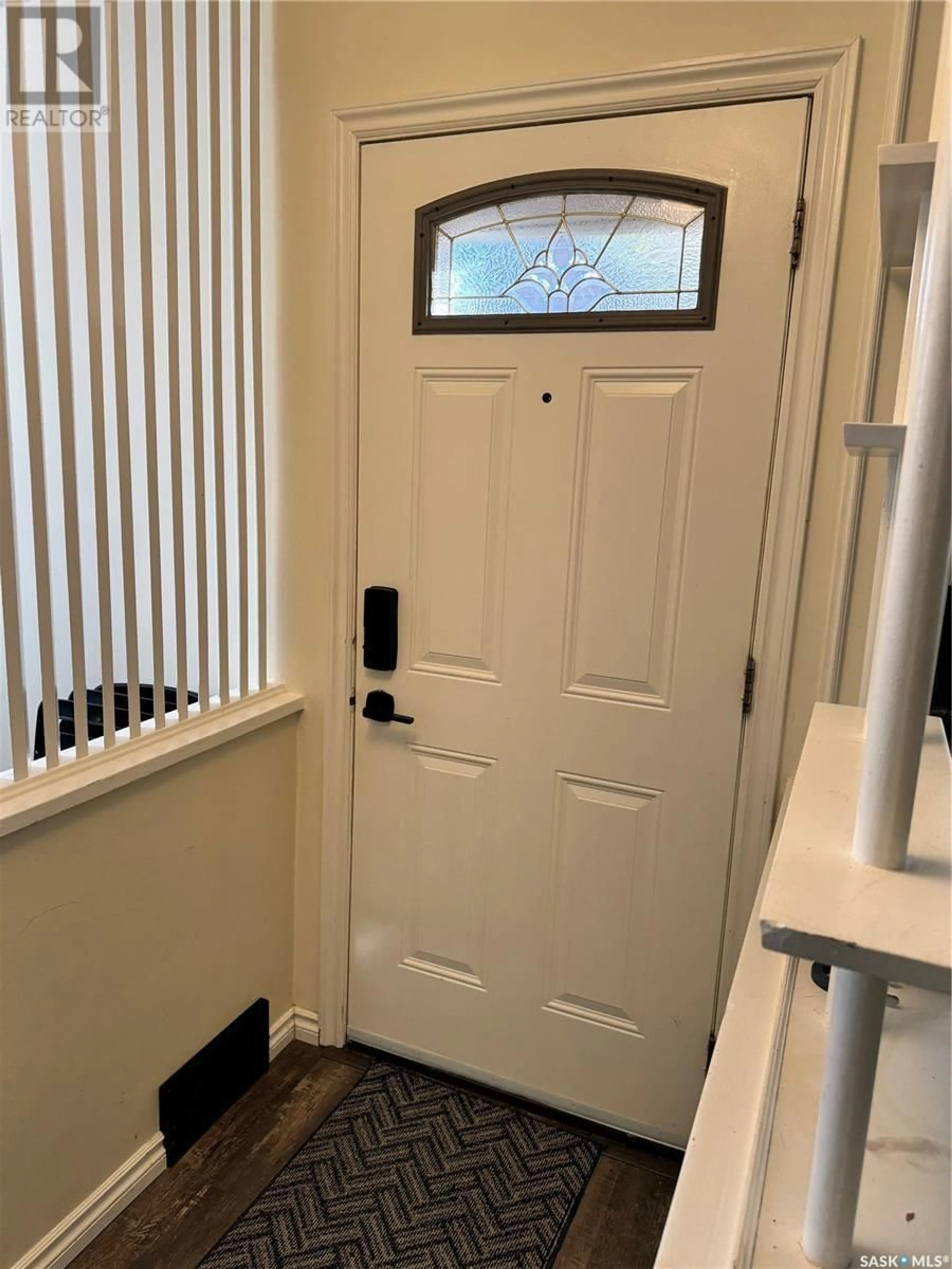 Indoor entryway for 1310 33RD STREET, Saskatoon Saskatchewan S7L0W9