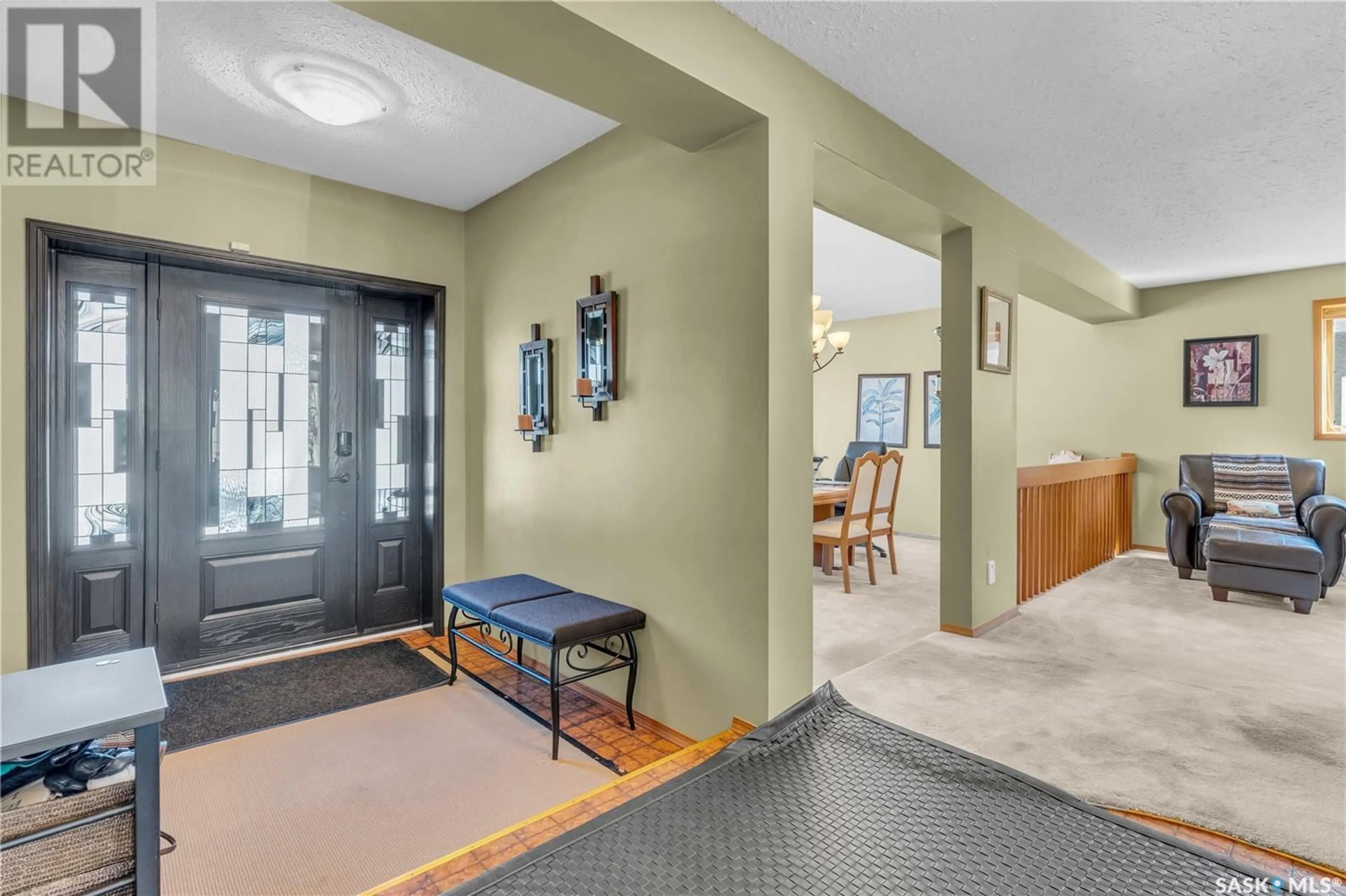 Indoor foyer for 1222 BAIRD STREET, Regina Saskatchewan S4X3B6