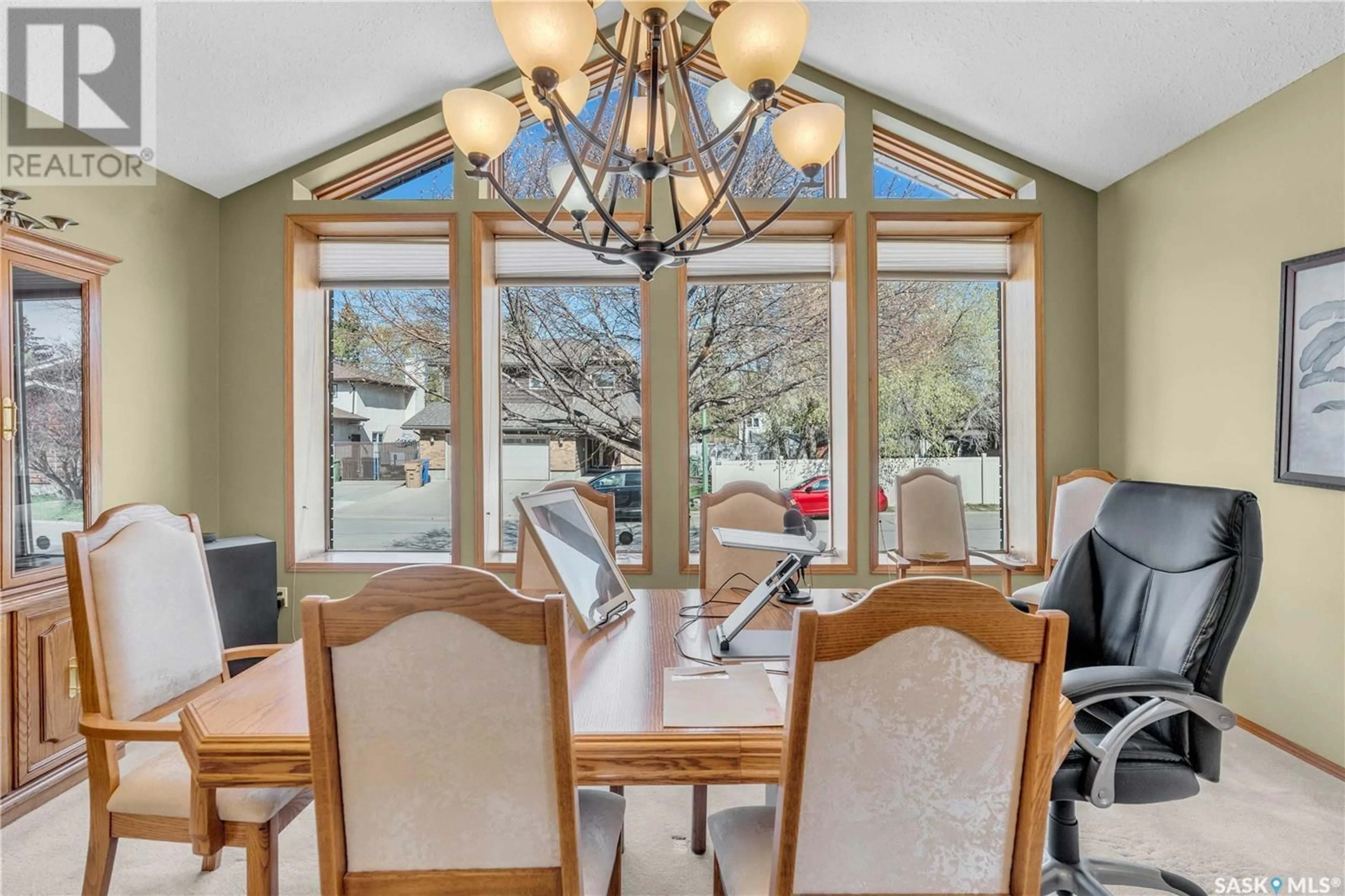 Dining room, ceramic/tile floor for 1222 BAIRD STREET, Regina Saskatchewan S4X3B6