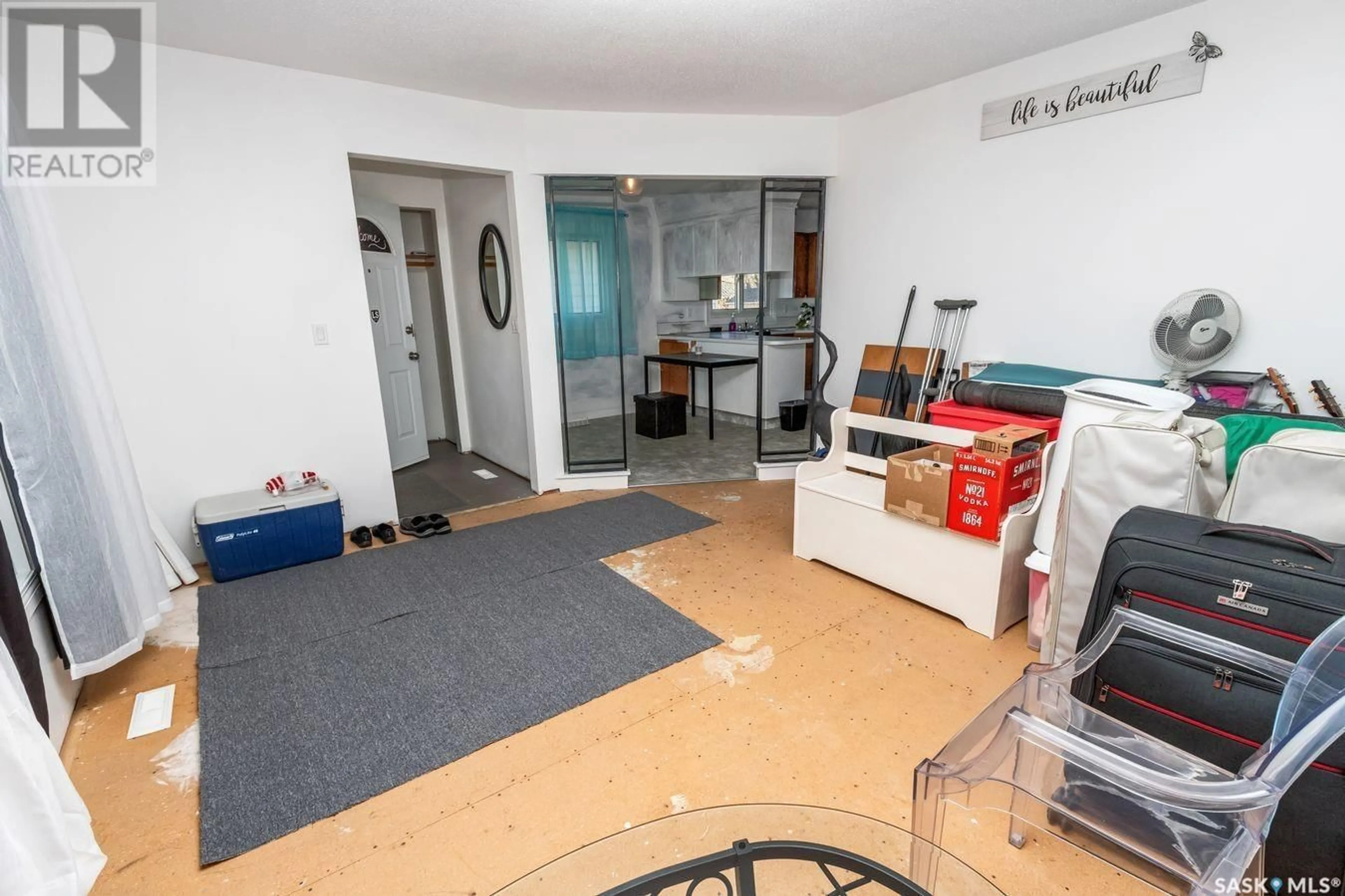 A pic of a room for 330 ST JOHN STREET, Regina Saskatchewan S4R1R2