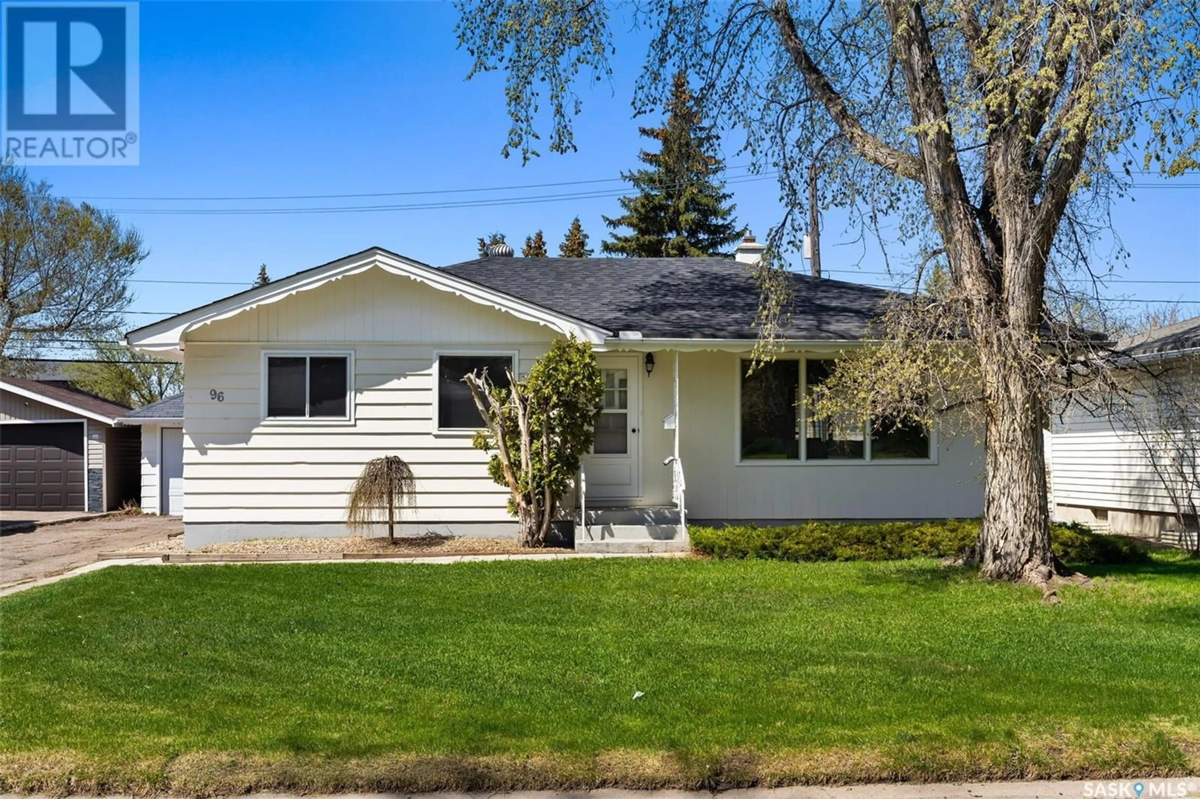 Home with vinyl exterior material, street for 96 MARSH CRESCENT, Regina Saskatchewan S4S5R6