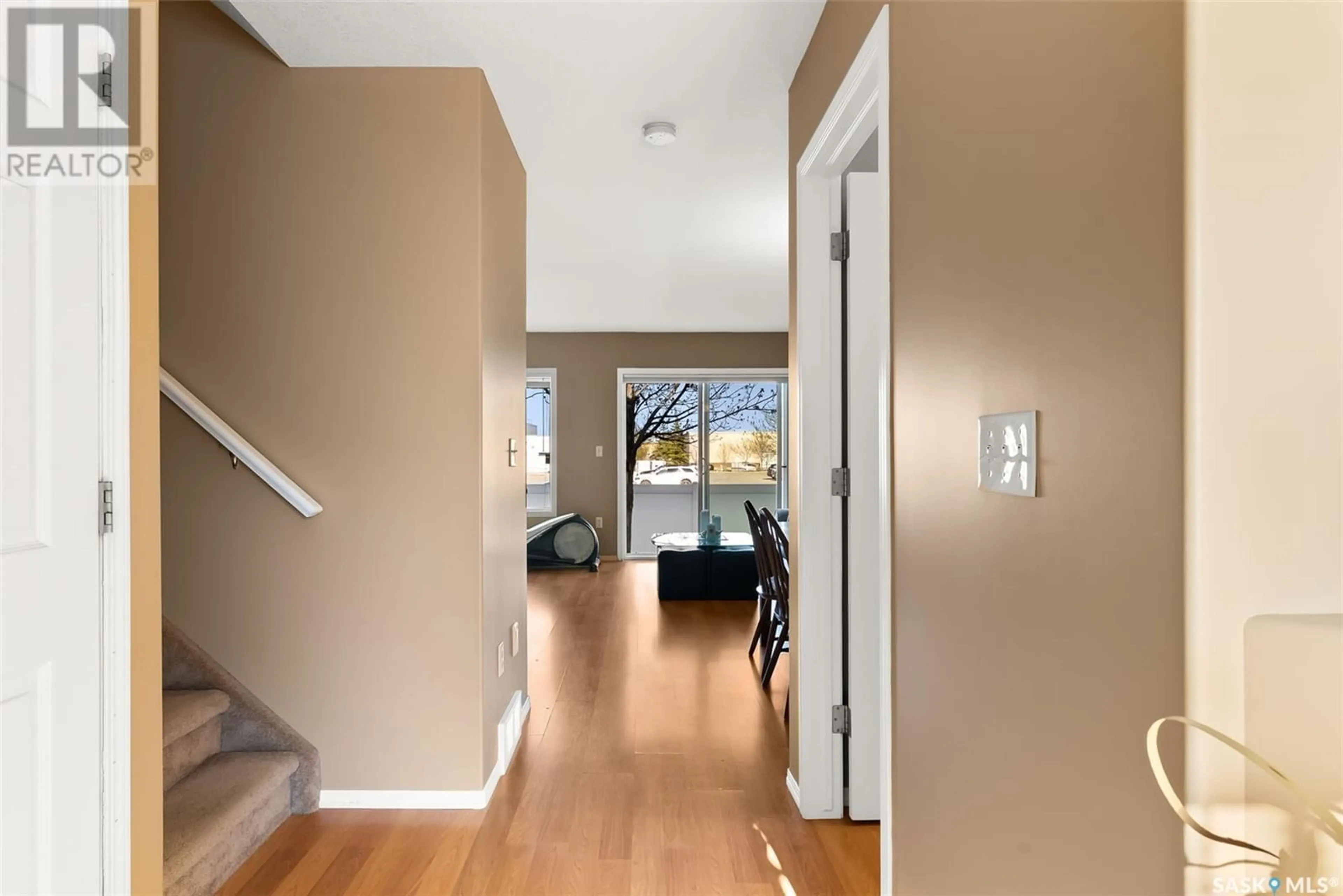Indoor entryway for 4614 MARIGOLD DRIVE, Regina Saskatchewan S4X4S5