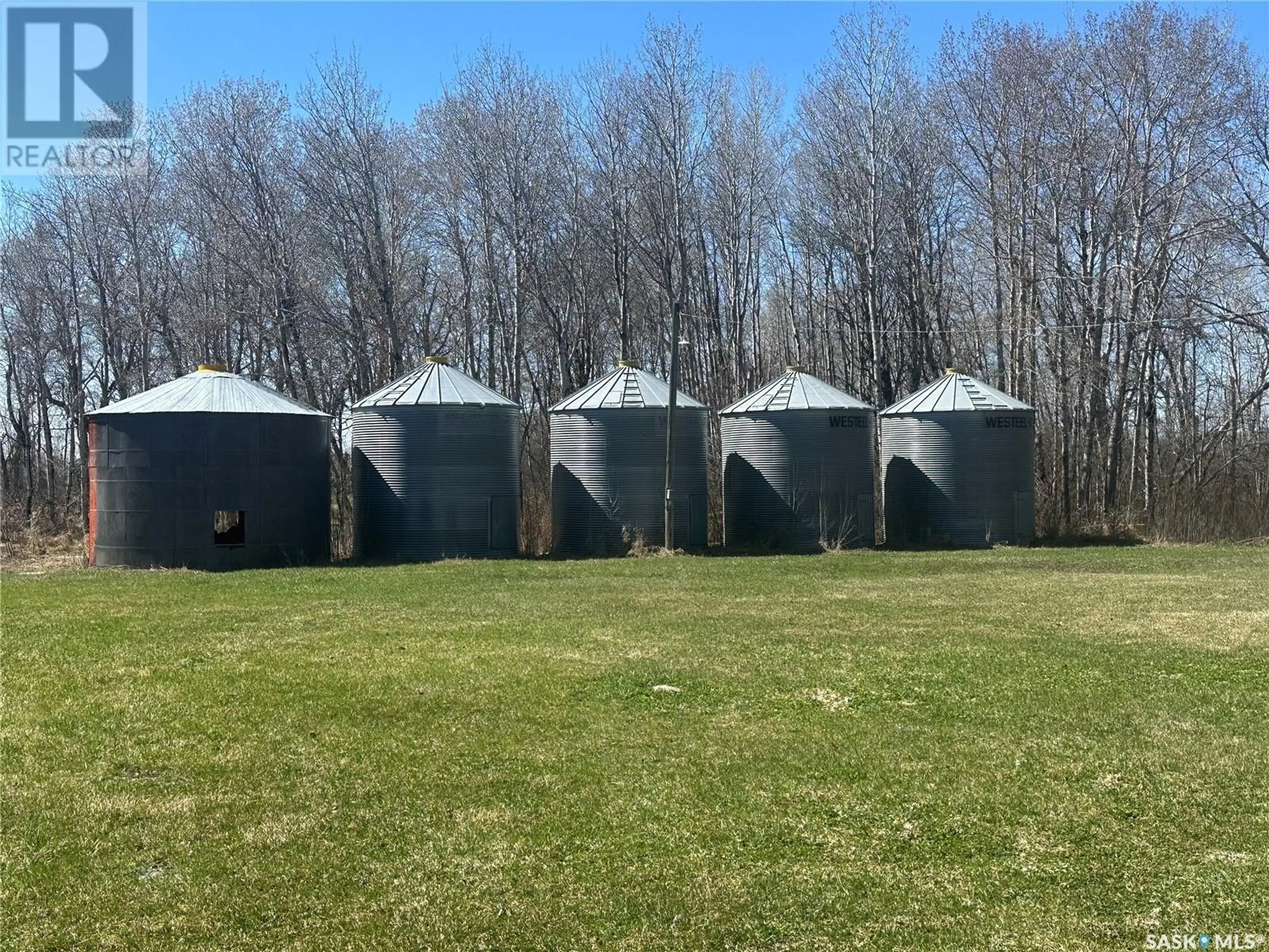 Shed for Cote 64 IR Saskatchewan S0A1S0