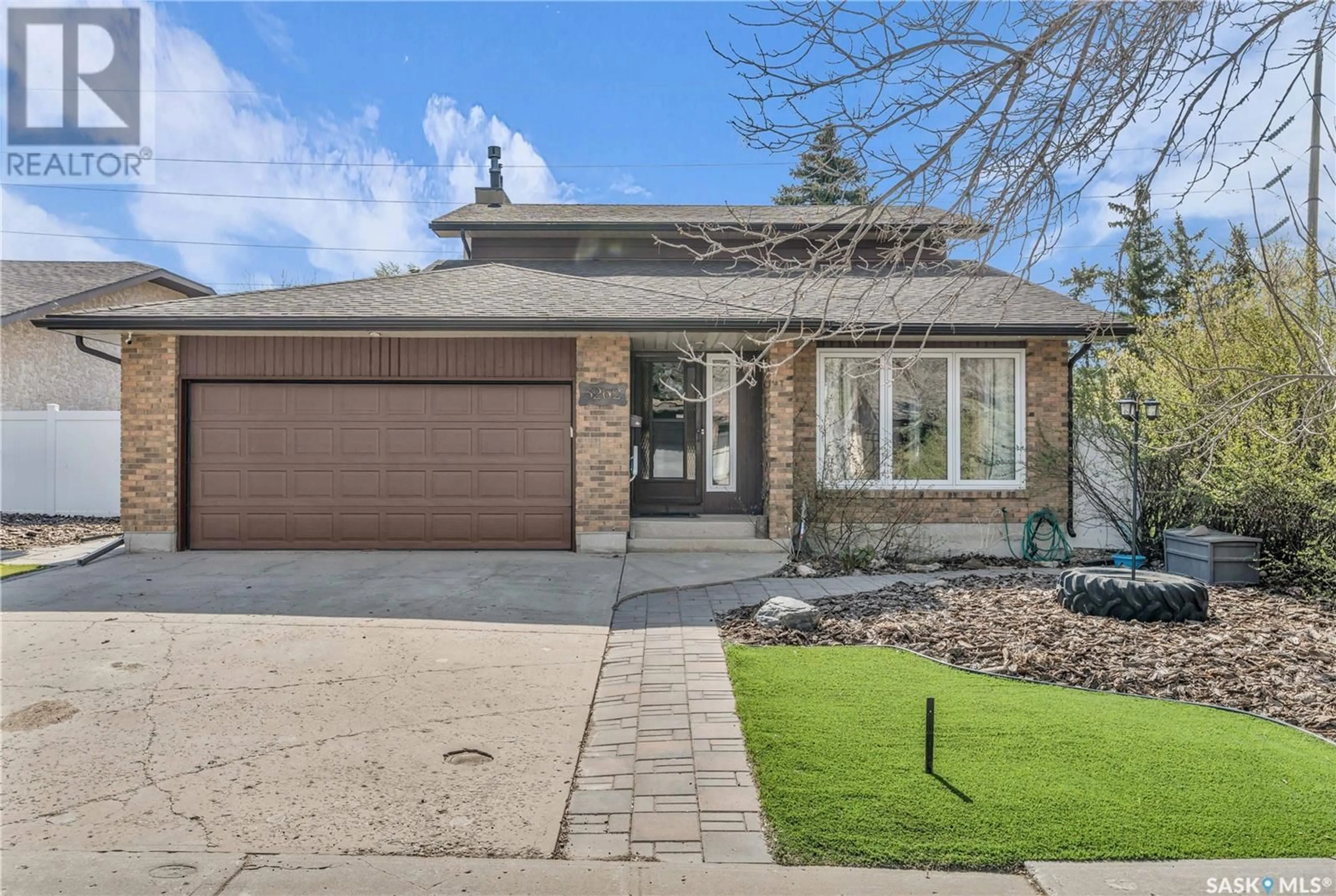 Home with brick exterior material, street for 3262 MOUNTBATTEN CRESCENT, Regina Saskatchewan S4V0Z4