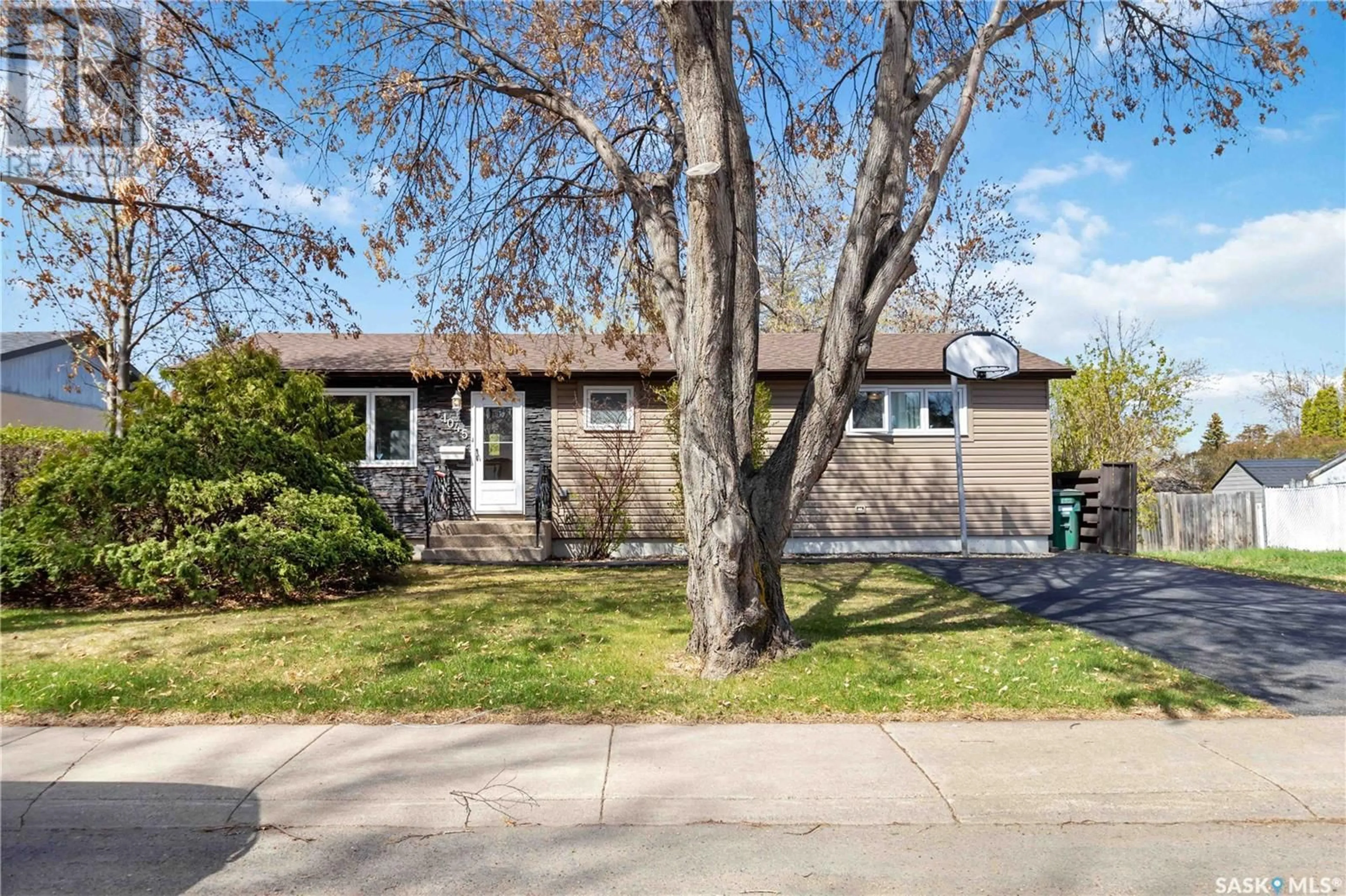 Unknown for 1045 MAHONEY AVENUE, Saskatoon Saskatchewan S7L3Z2