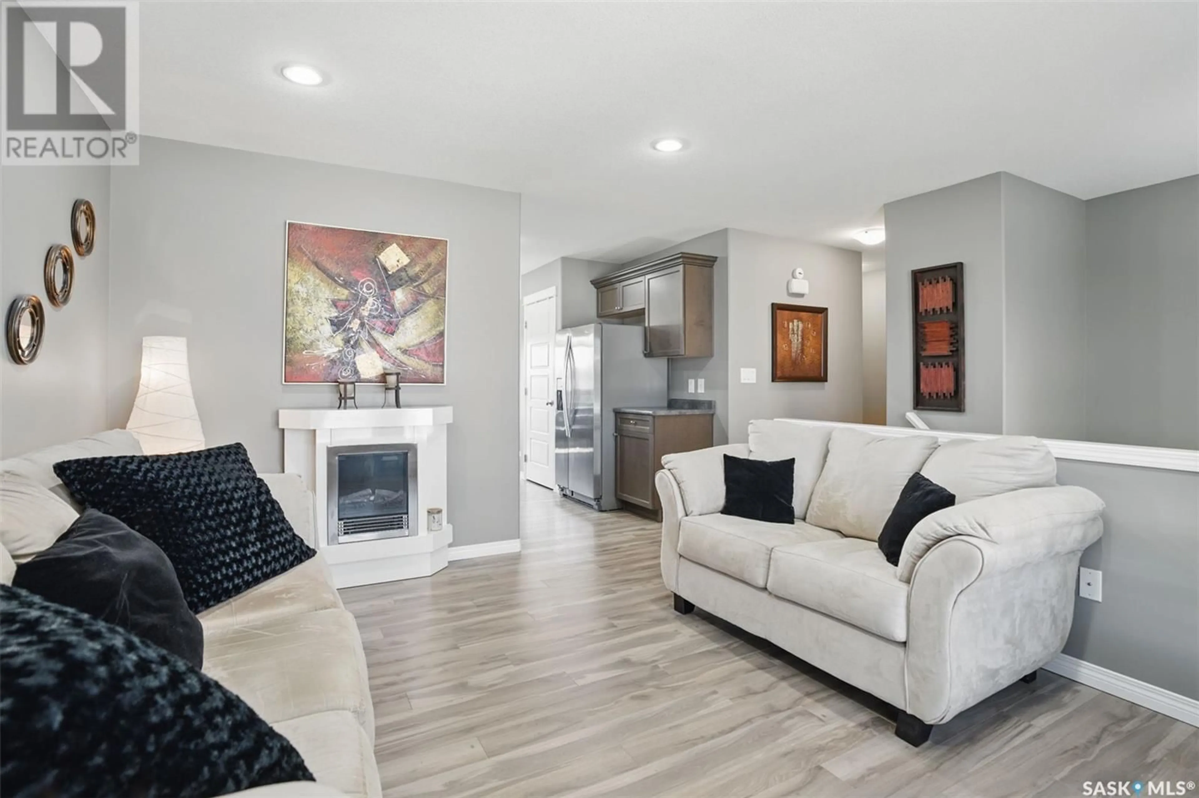 Living room with furniture, unknown for 868 REIMER ROAD, Martensville Saskatchewan S0K2A0