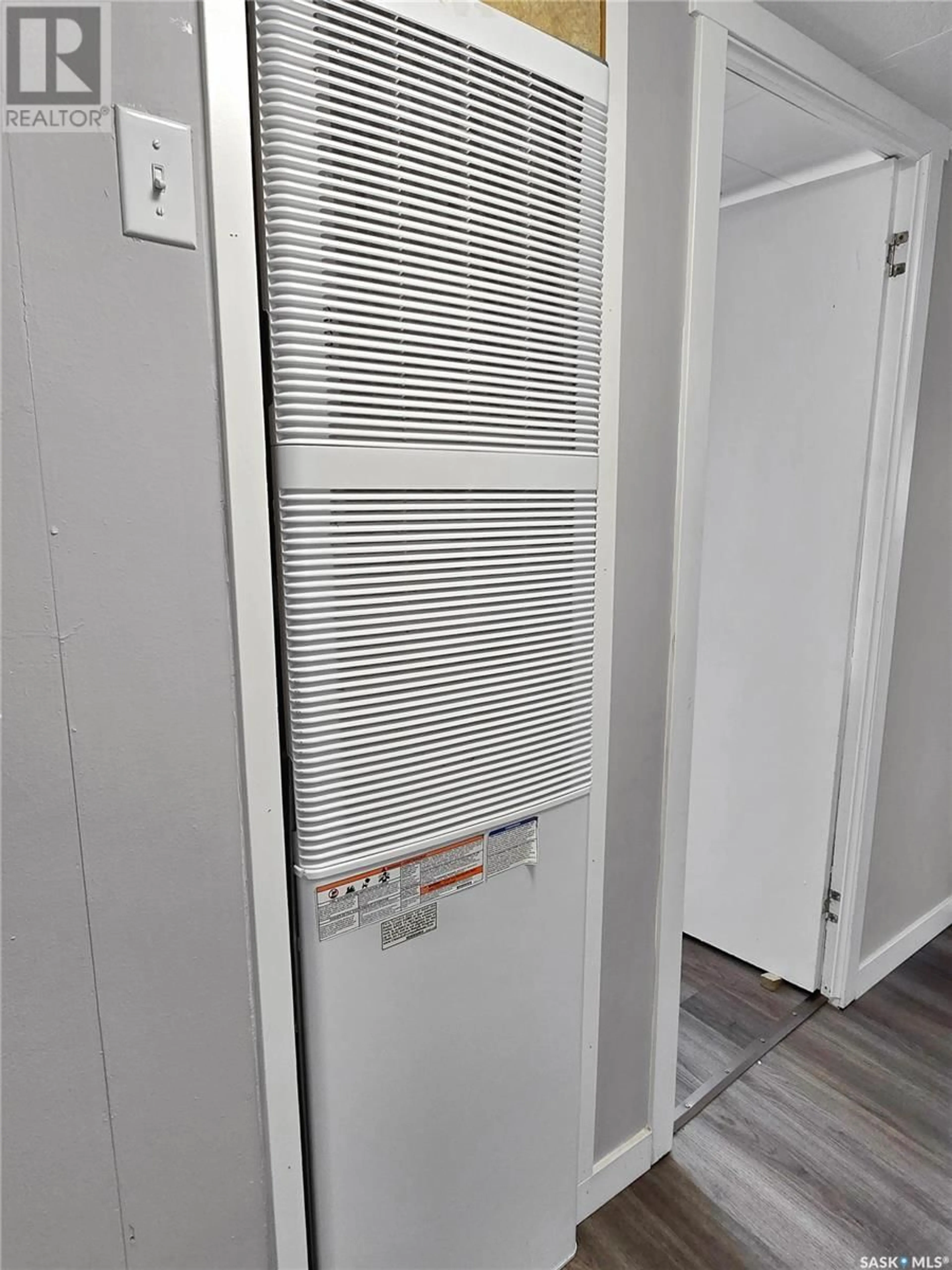 Storage room or clothes room or walk-in closet for 5 219 GRANT STREET, Saskatoon Saskatchewan S7H0S4
