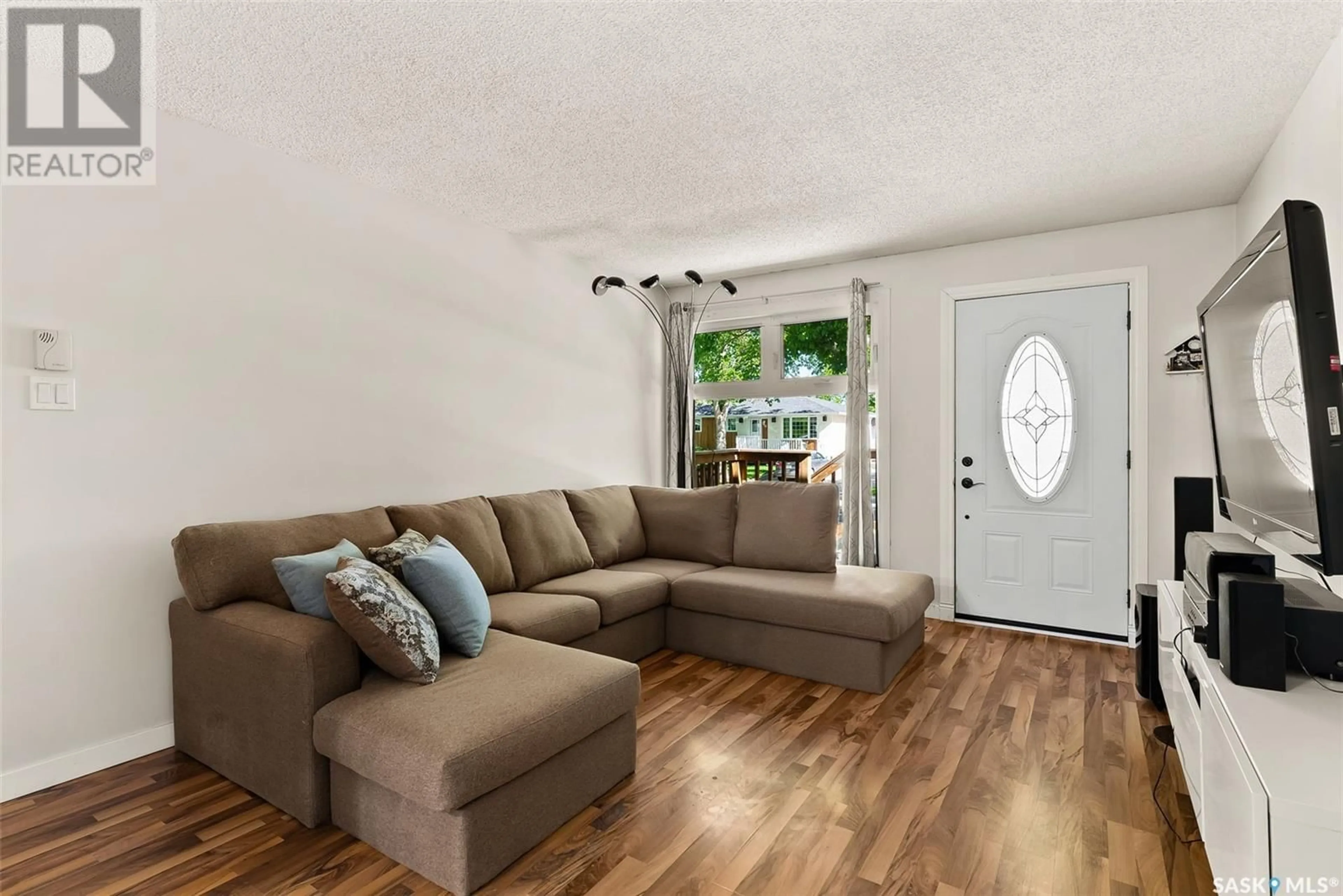 Living room with furniture, unknown for 27 PRICE CRESCENT, Regina Saskatchewan S4R6R7