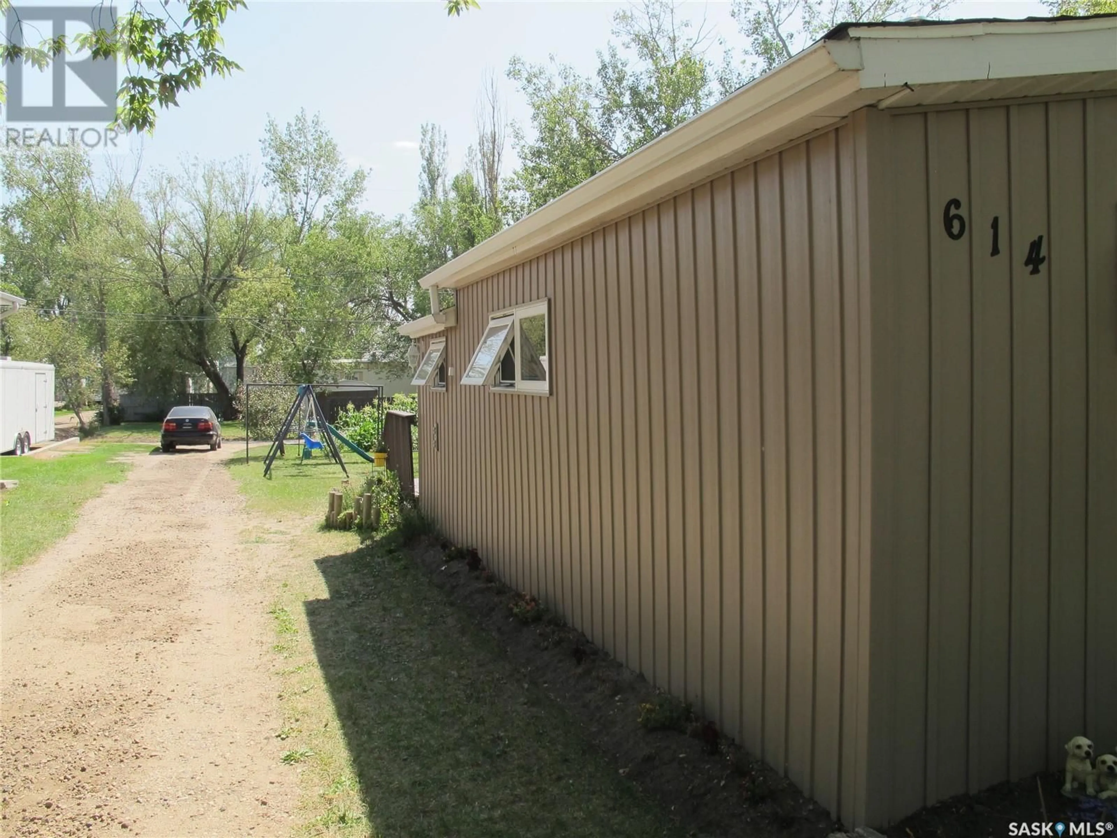 Shed for 614 CARBON AVENUE, Bienfait Saskatchewan S0C0M0