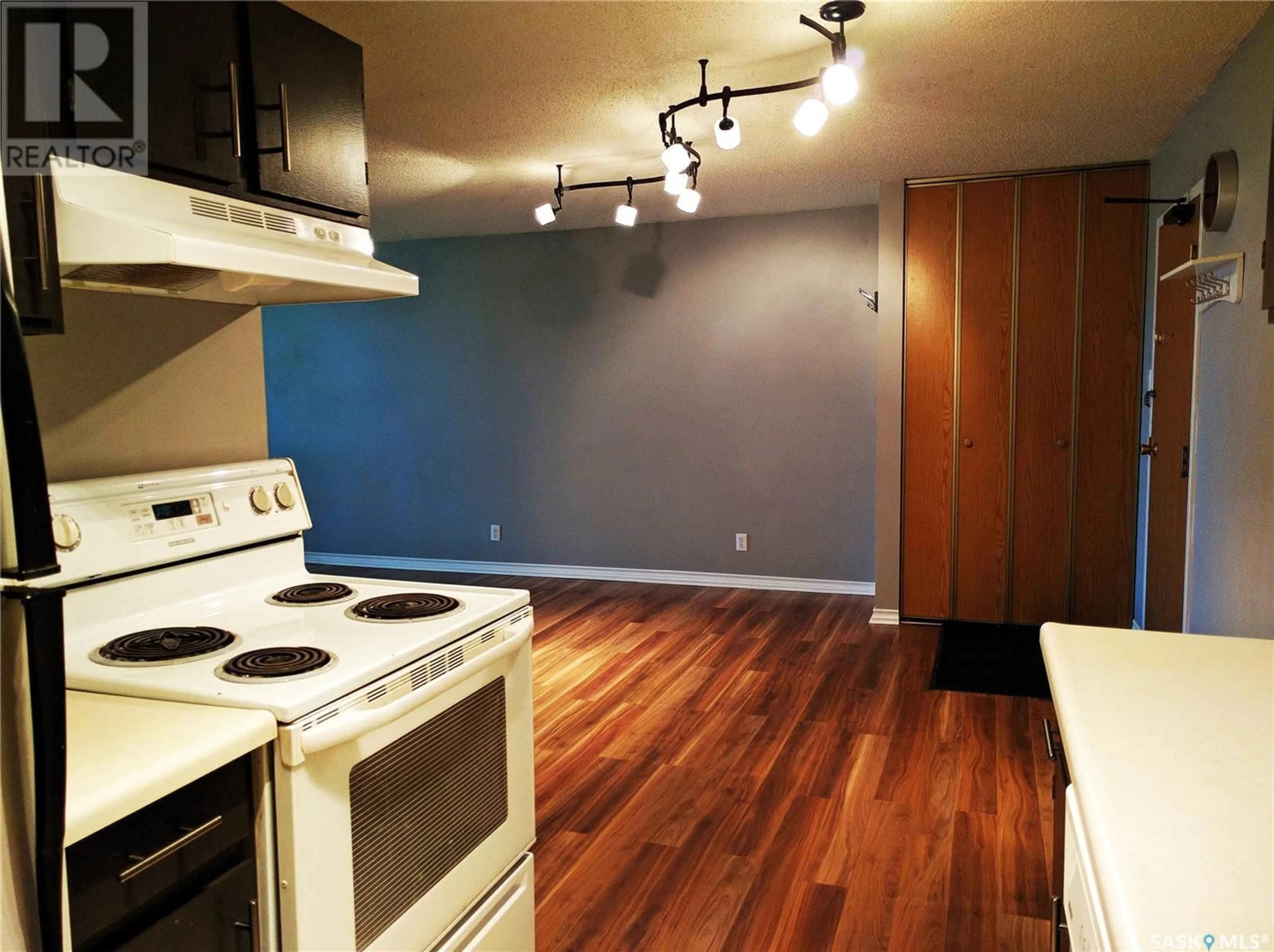 Unknown for 309 311 TAIT CRESCENT, Saskatoon Saskatchewan S7H5L6