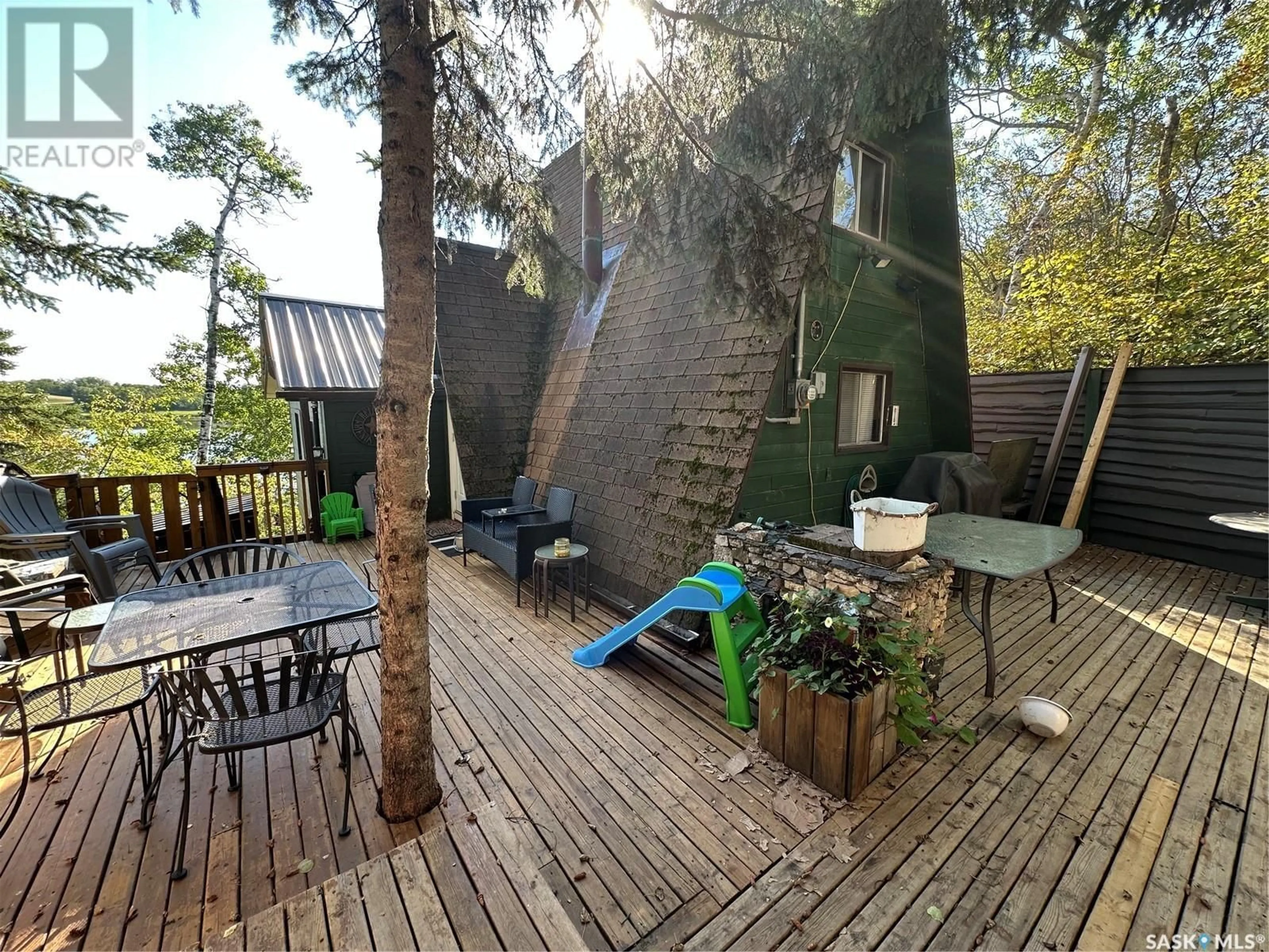 Patio, unknown for 6 LAKESIDE DRIVE, Leask Rm No. 464 Saskatchewan S0J1M0
