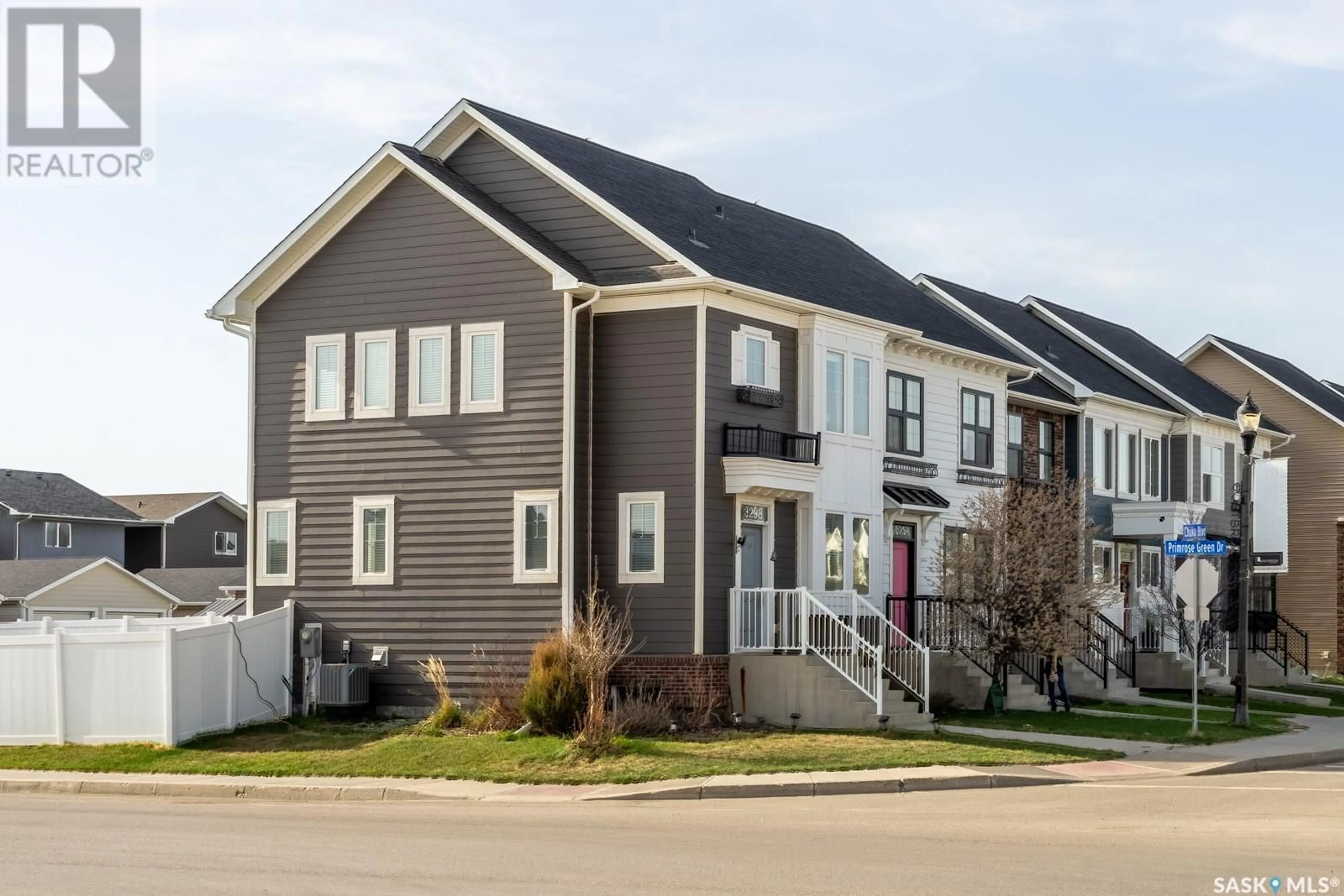 Home with vinyl exterior material, street for 3298 CHUKA BOULEVARD, Regina Saskatchewan S4V3S6
