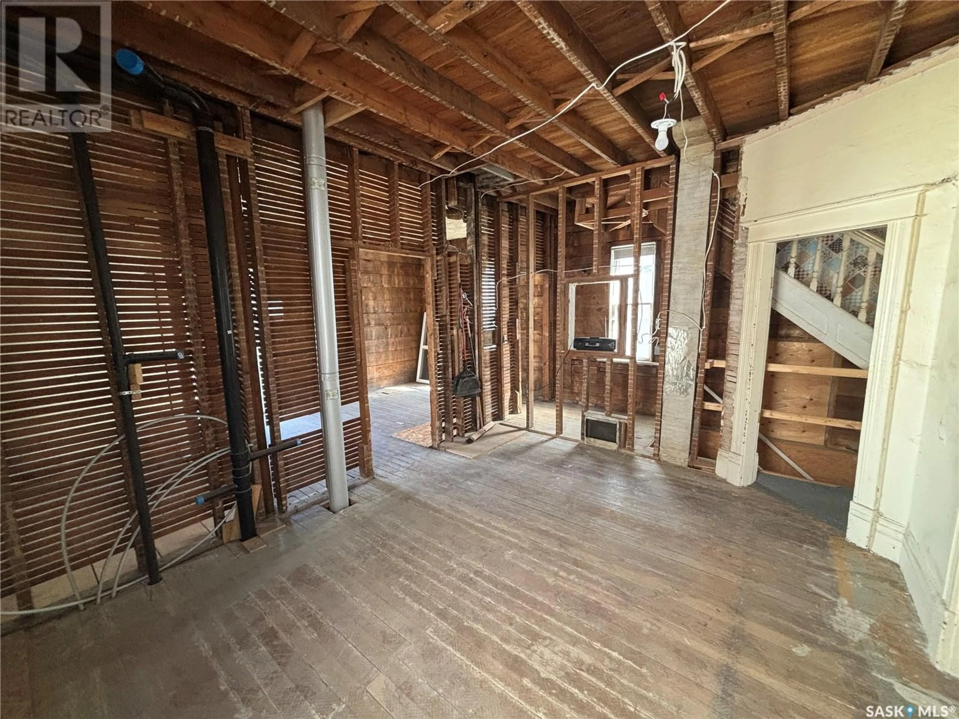 A pic of a room for 2345 MONTREAL STREET, Regina Saskatchewan S4P1L9