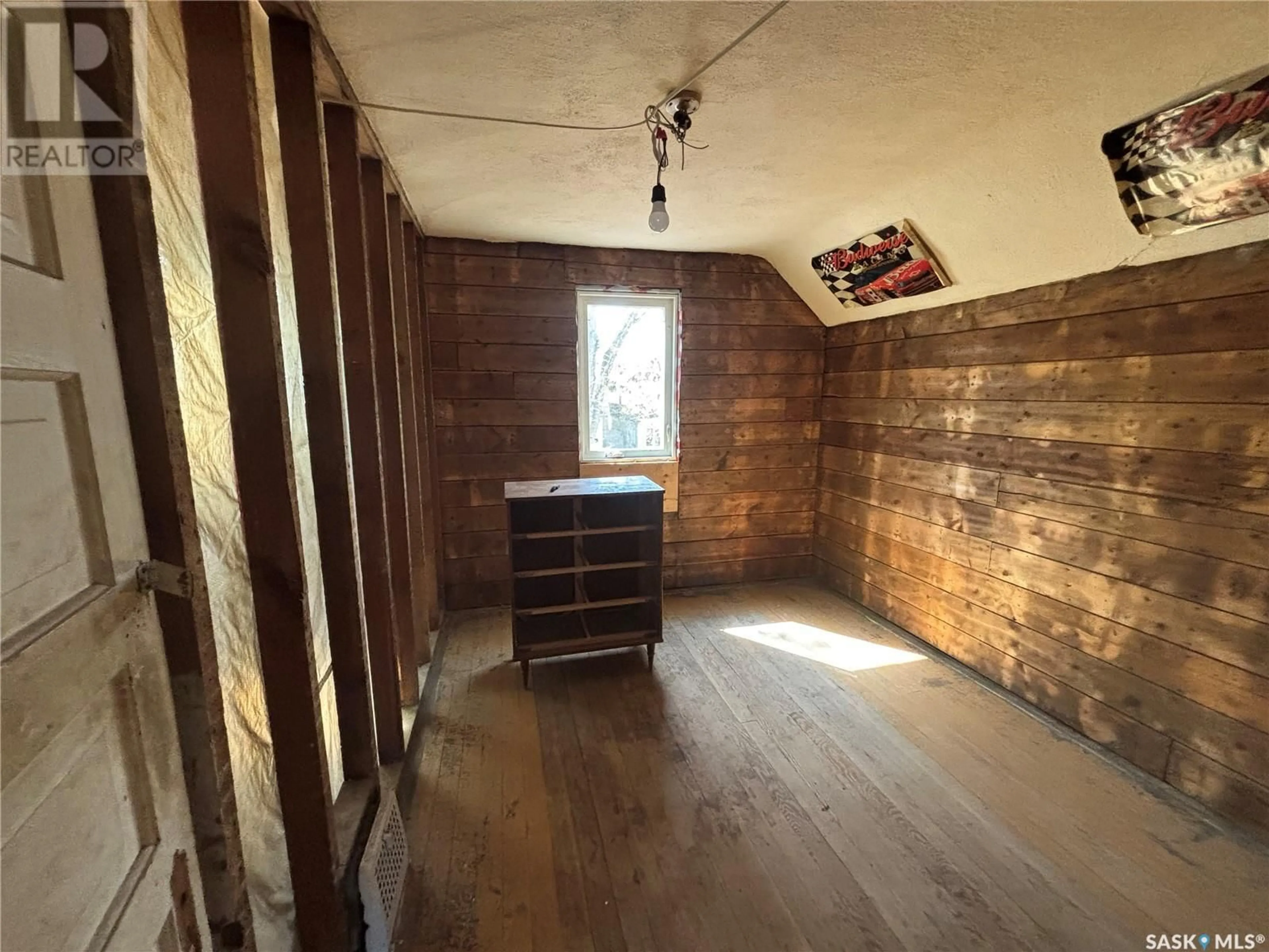 A pic of a room for 2345 MONTREAL STREET, Regina Saskatchewan S4P1L9
