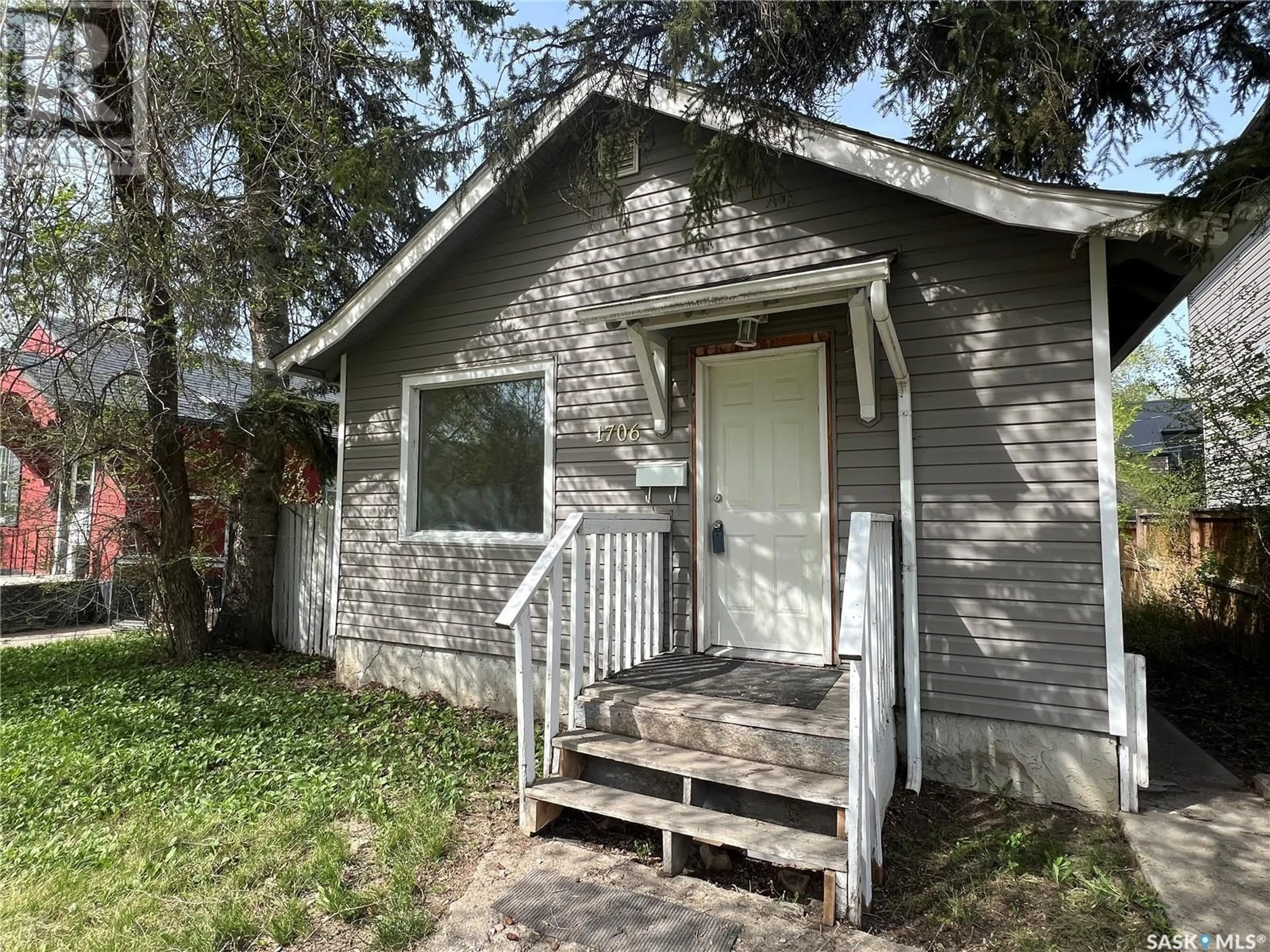 Unknown for 1706 VICTORIA AVENUE, Saskatoon Saskatchewan S7H1Z7