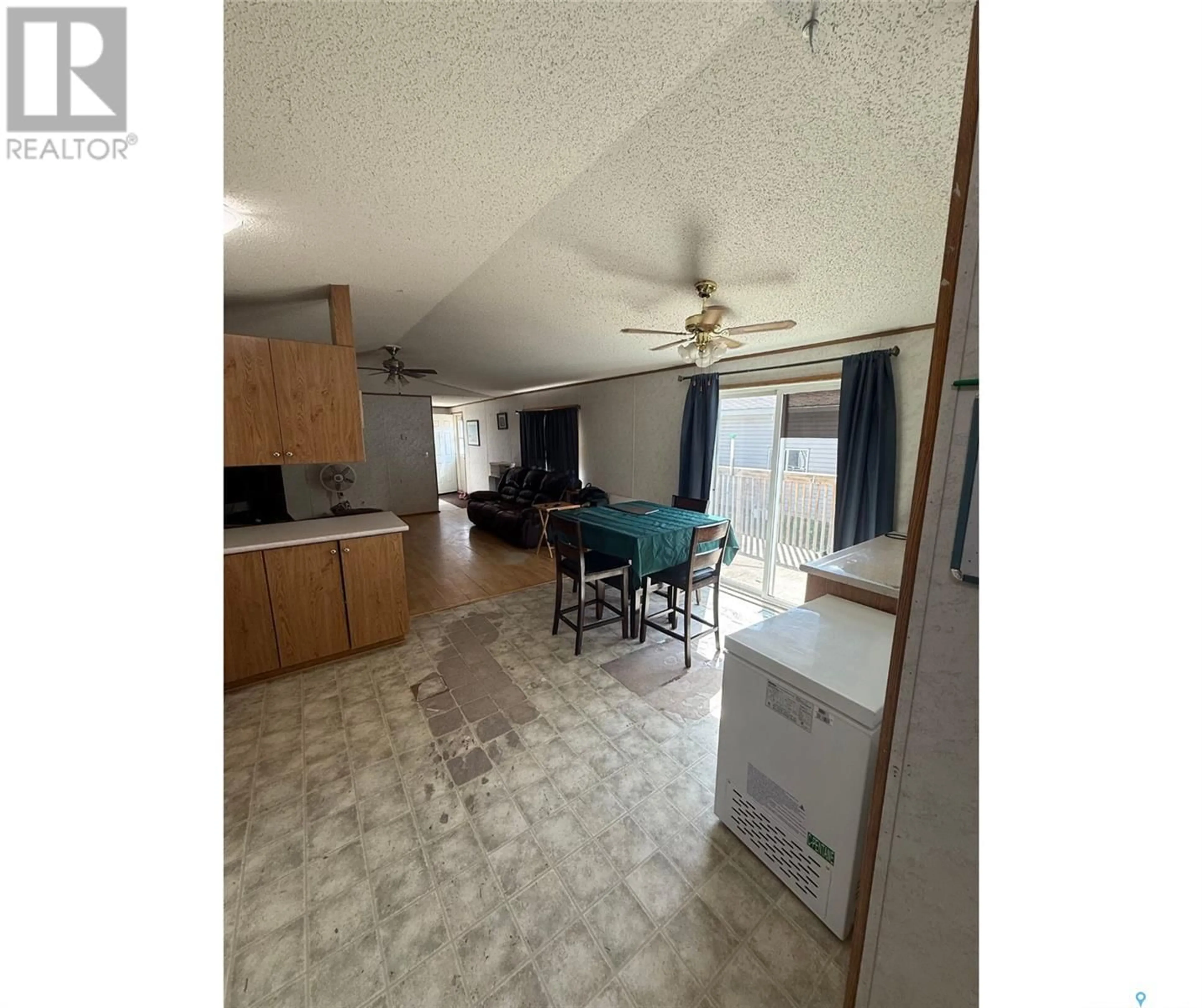 A pic of a room for 210 5TH AVENUE, Maidstone Saskatchewan S0M1M0