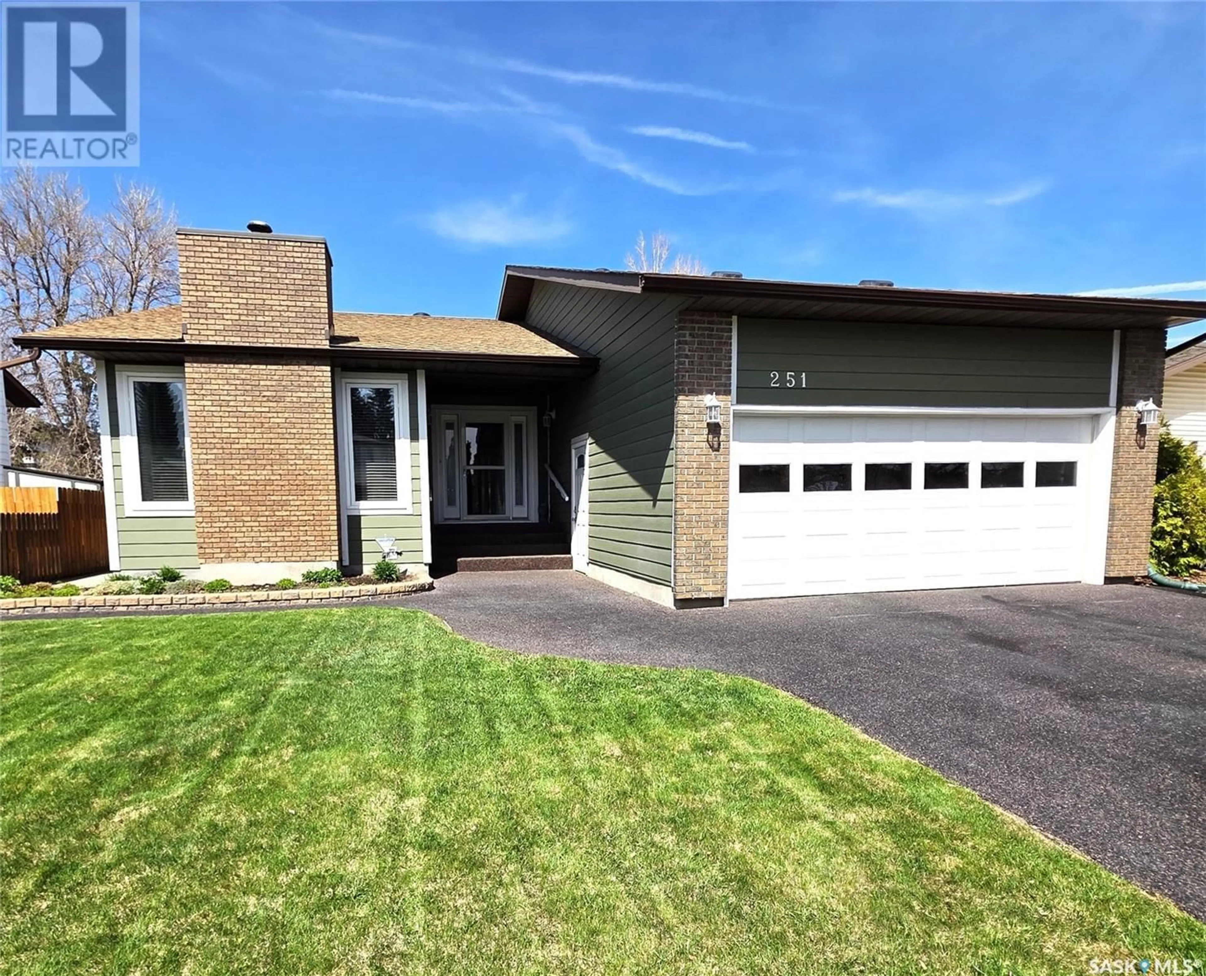 Unknown for 251 GIRGULIS COURT, Saskatoon Saskatchewan S7K6X1
