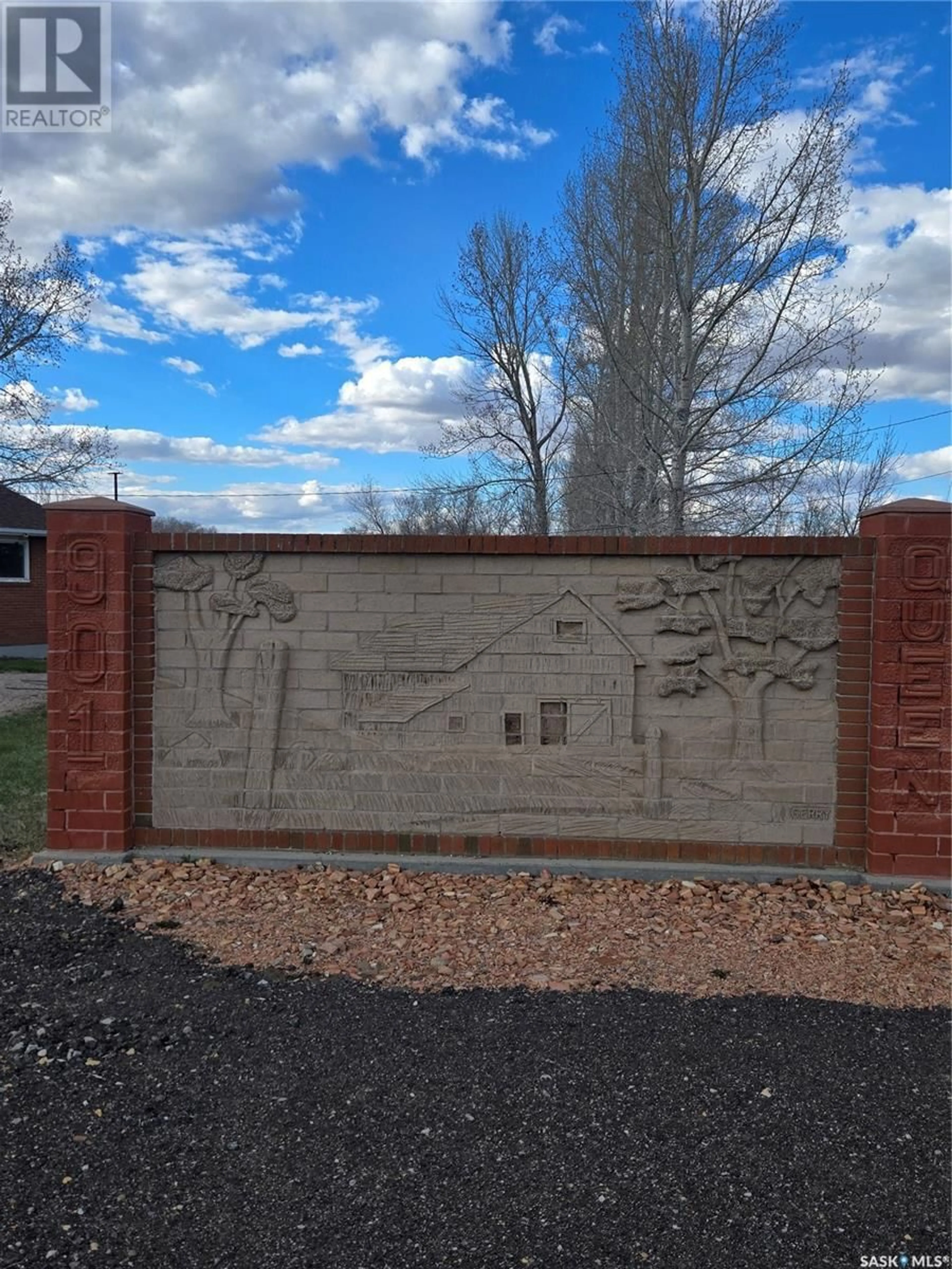 Home with brick exterior material, building for 901 QUEEN STREET, Estevan Saskatchewan S4A2A1