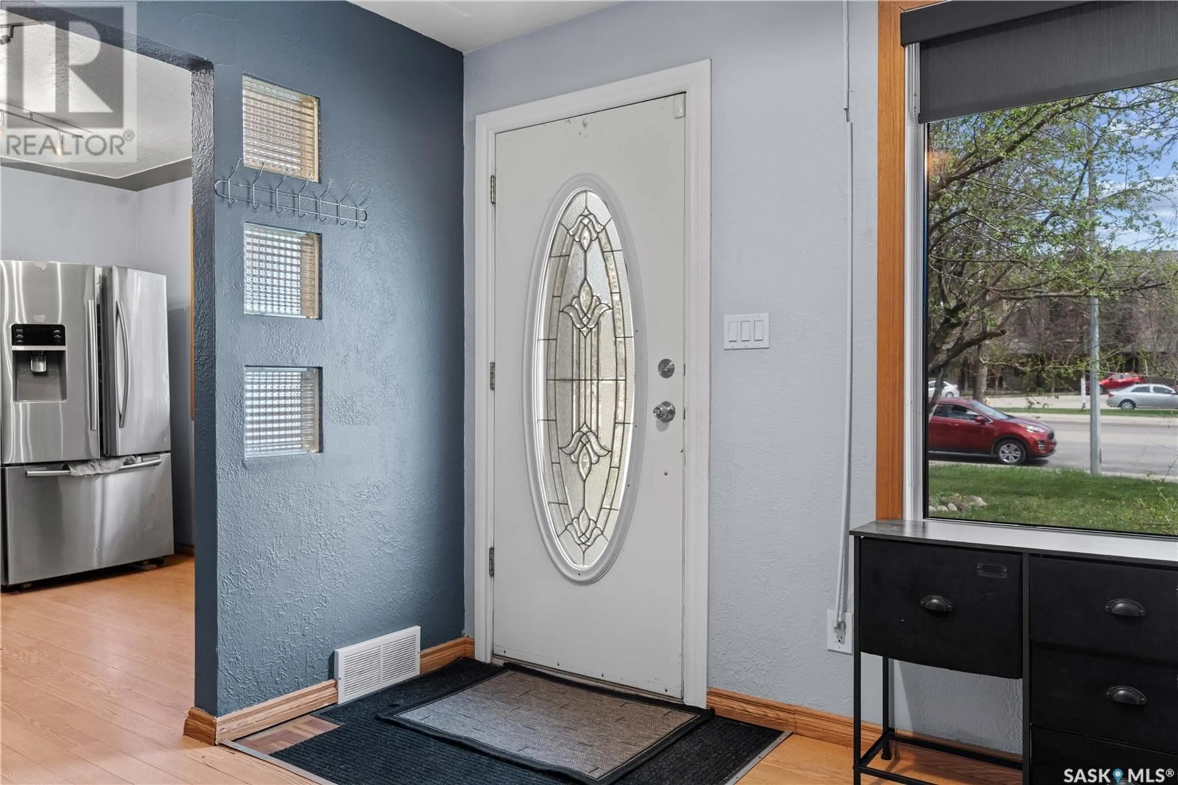 Indoor entryway for 3628 ALBERT STREET, Regina Saskatchewan S4S3P8