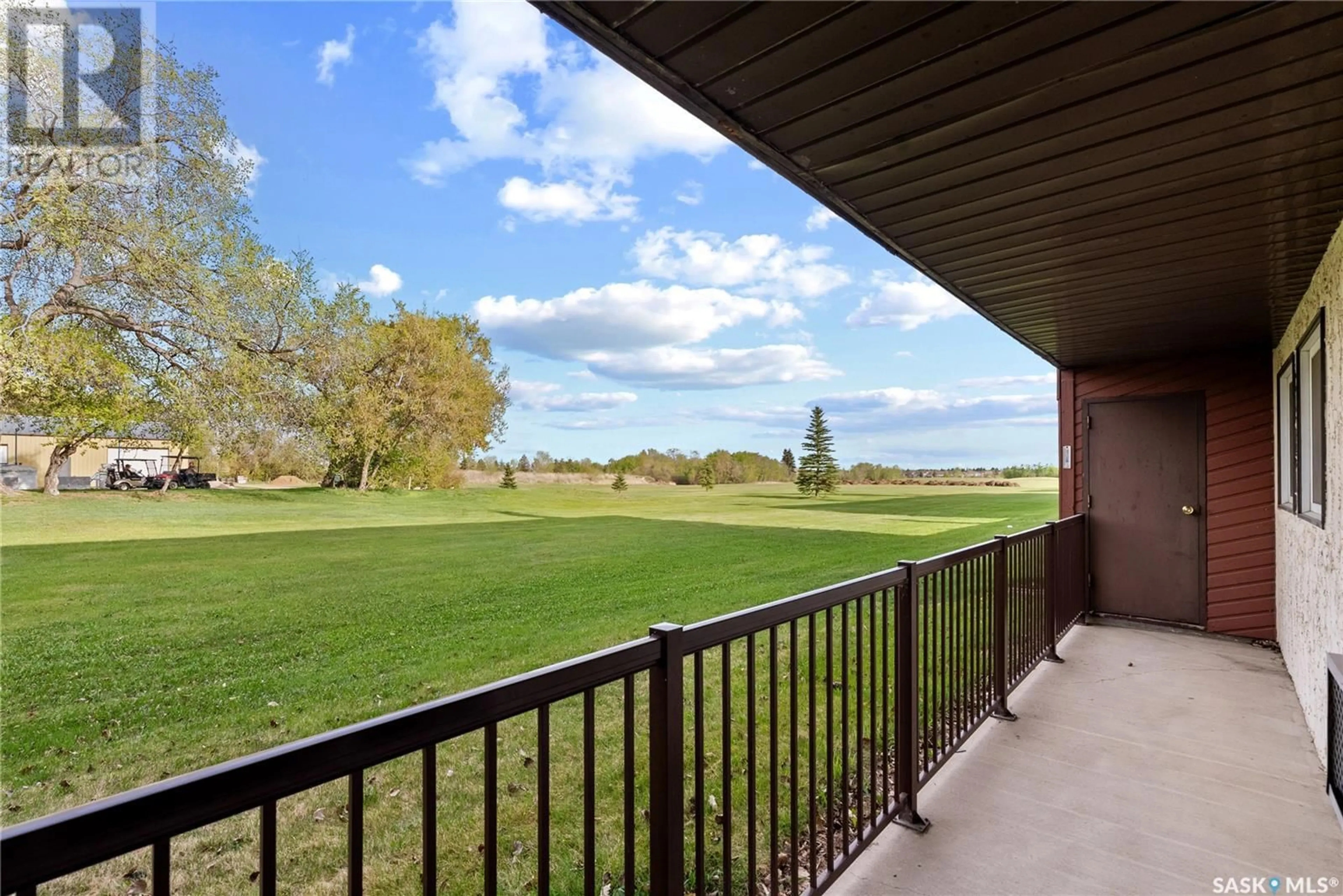 Patio, water/lake/river/ocean view for 103B - 4040 8TH STREET, Saskatoon Saskatchewan S7H5L4