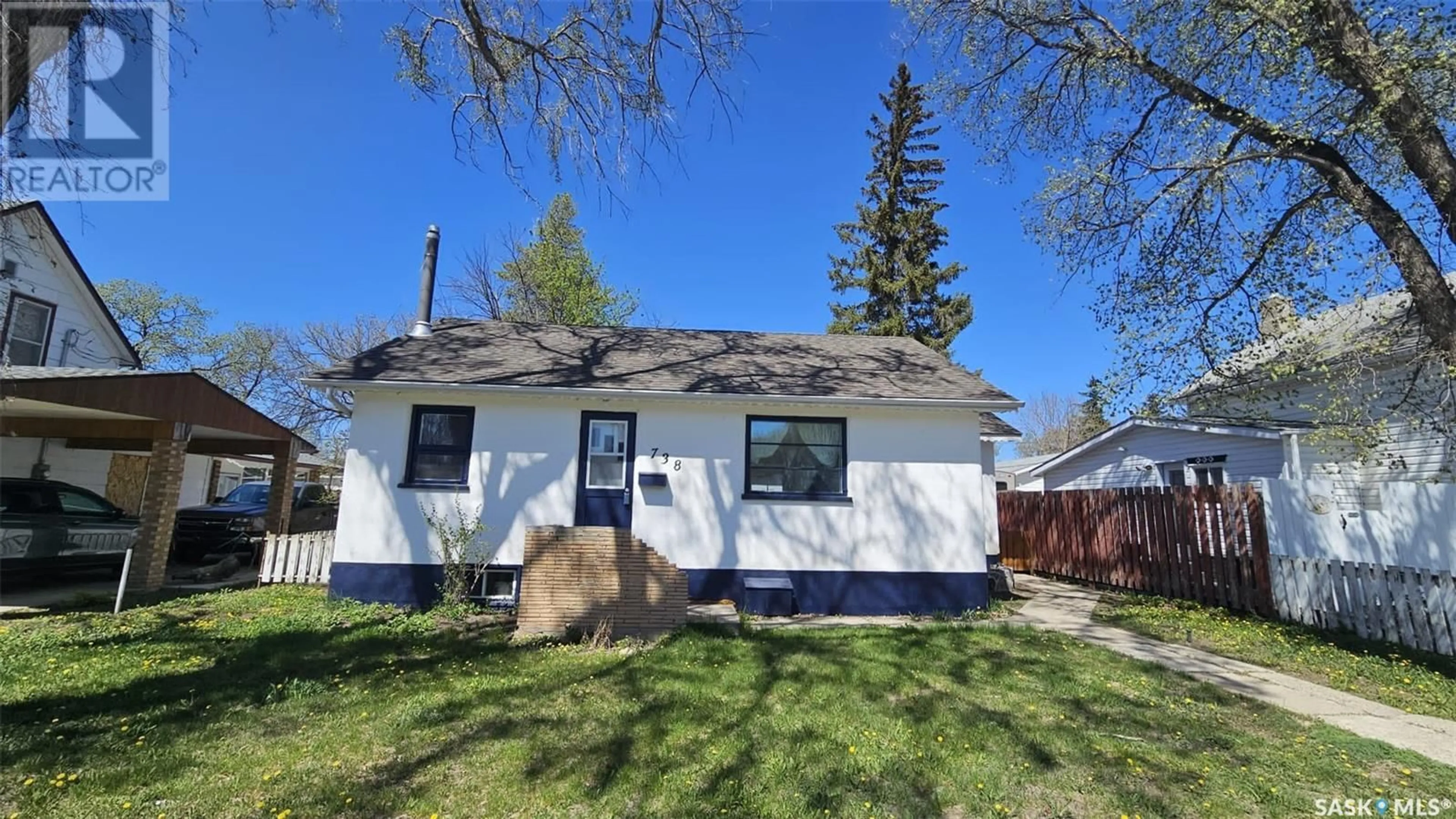 Unknown for 738 STADACONA STREET, Moose Jaw Saskatchewan S6H0K4