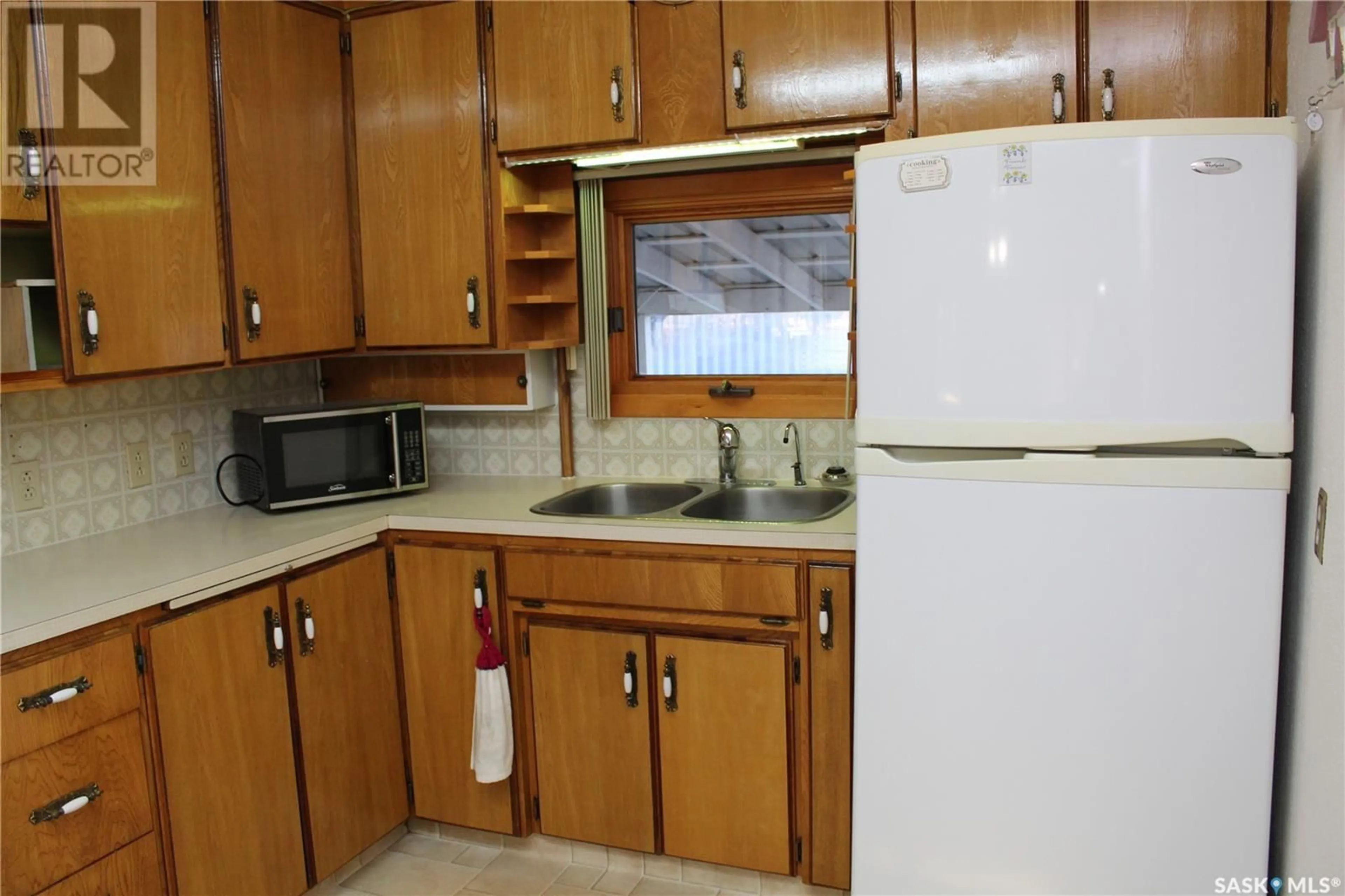 Standard kitchen, unknown for 58 HELENA STREET, Prud'homme Saskatchewan S0K3K0