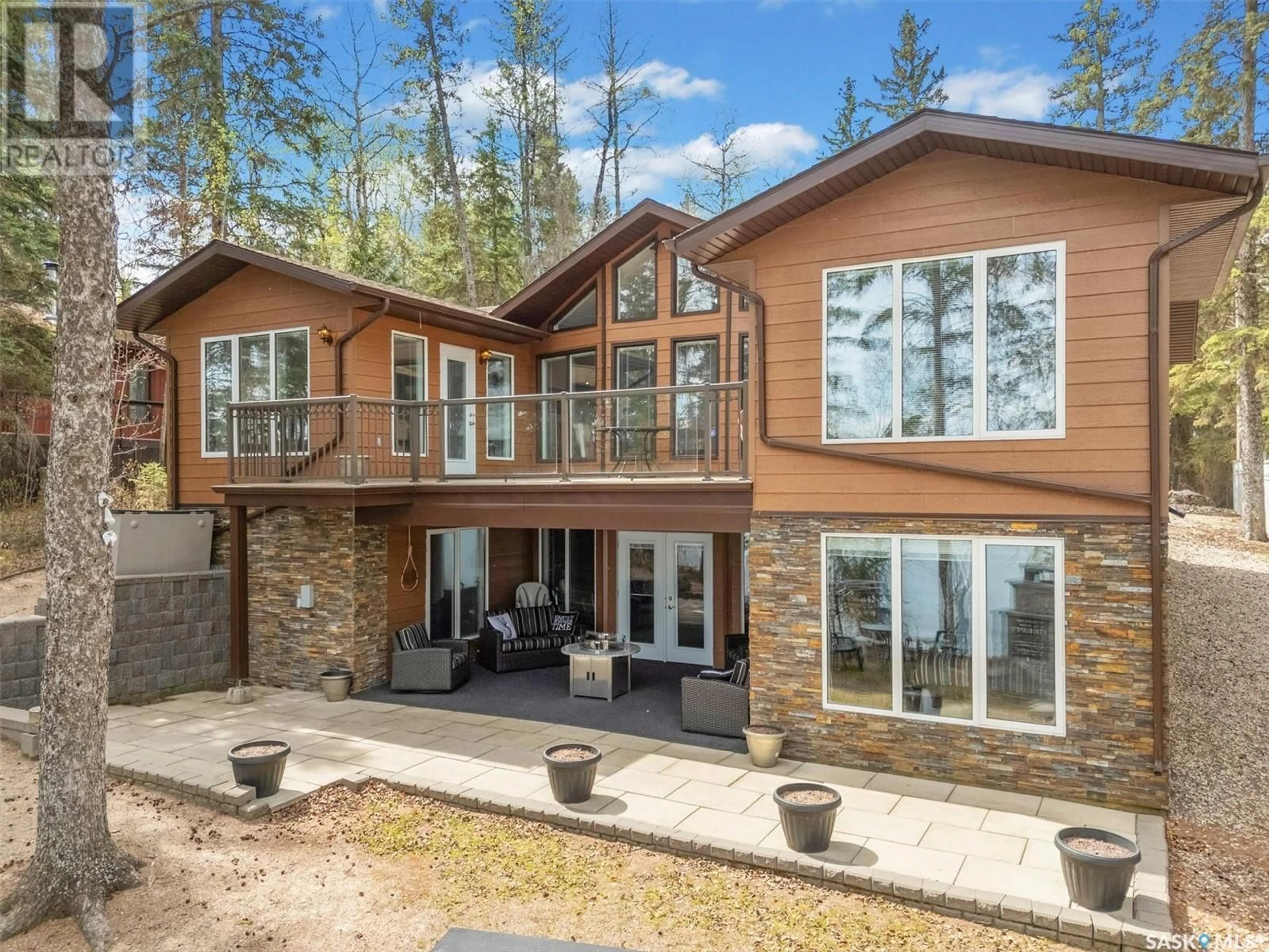 Home with brick exterior material, mountain view for 134 LAKESHORE COURT, Echo Bay Saskatchewan S0J2G0