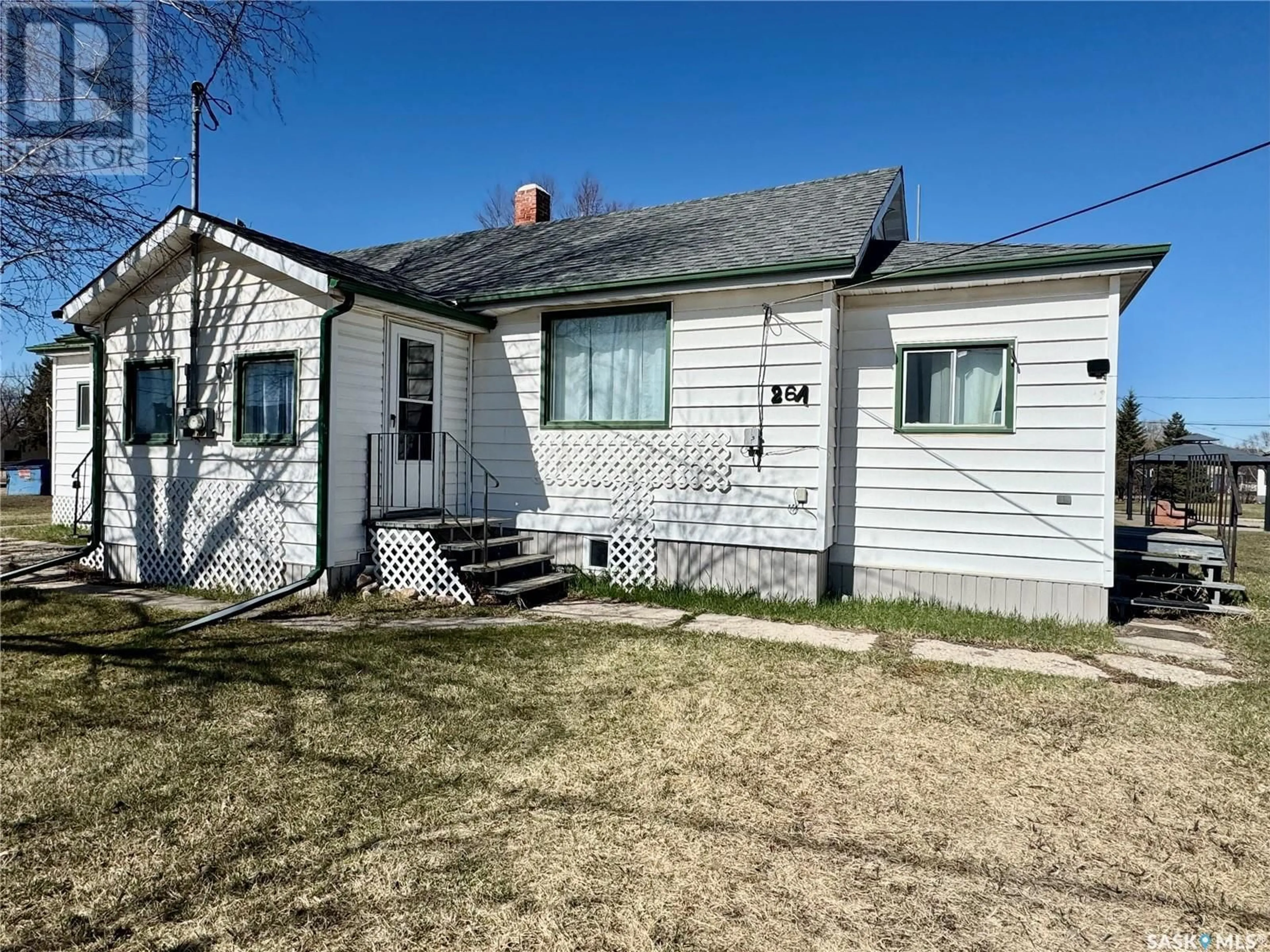 A pic from outside/outdoor area/front of a property/back of a property/a pic from drone, street for 26 2ND AVENUE, Preeceville Saskatchewan S0A3B0